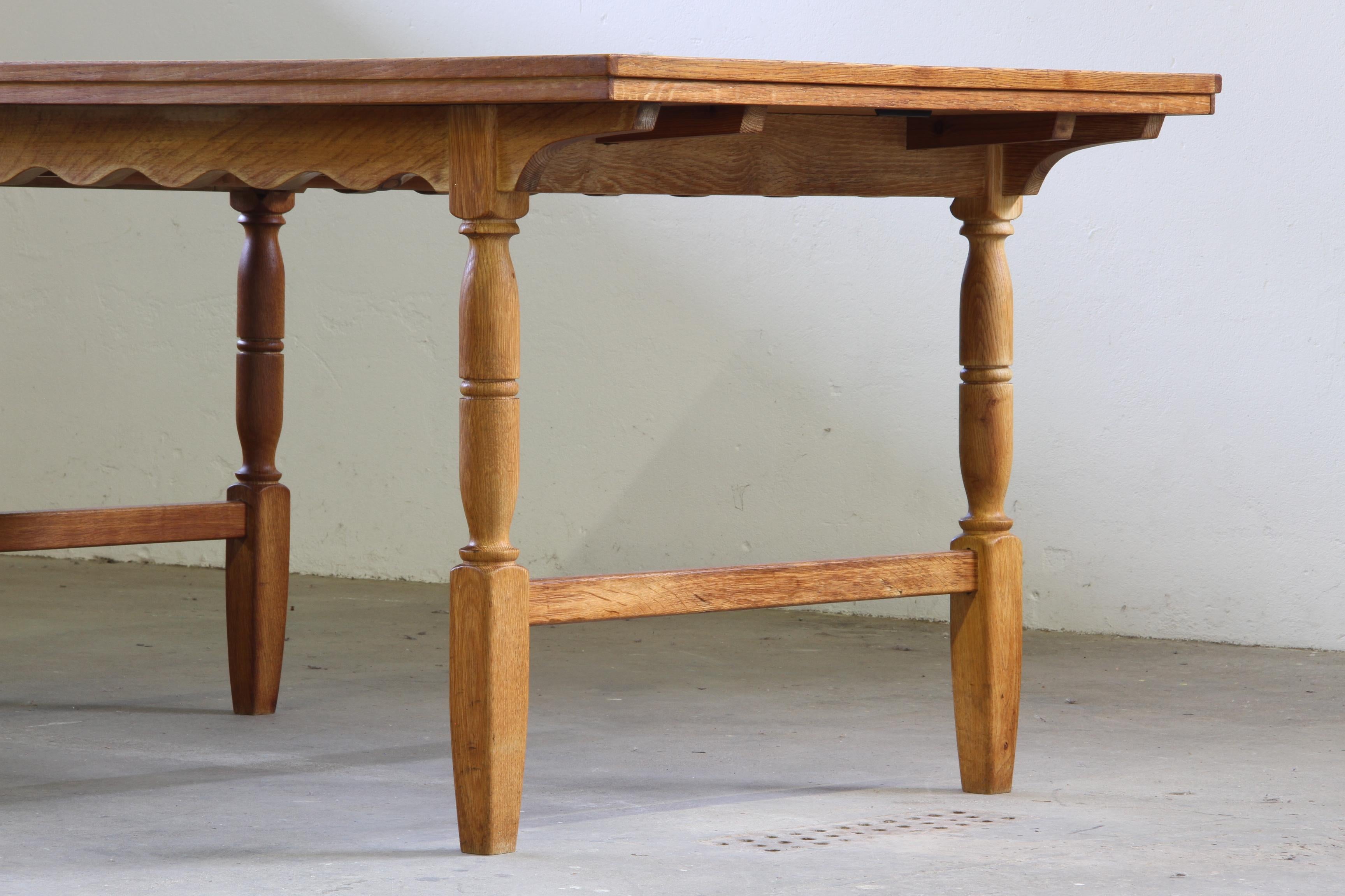Mid-20th Century Vintage 60s Danish Brutalist Dining Table, in Light Oak, by Axel Ö Röck For Sale