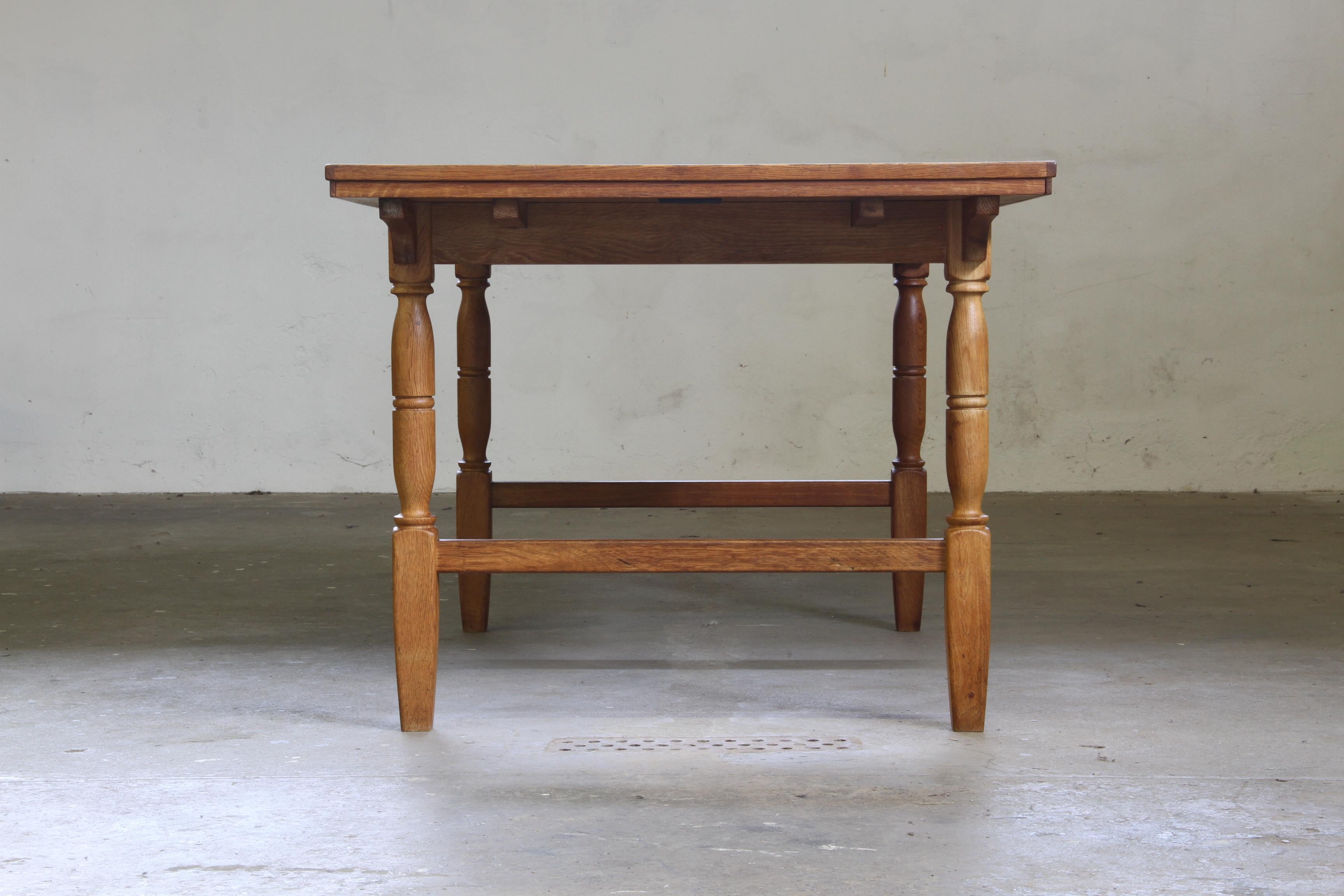 Vintage 60s Danish Brutalist Dining Table, in Light Oak, by Axel Ö Röck For Sale 2