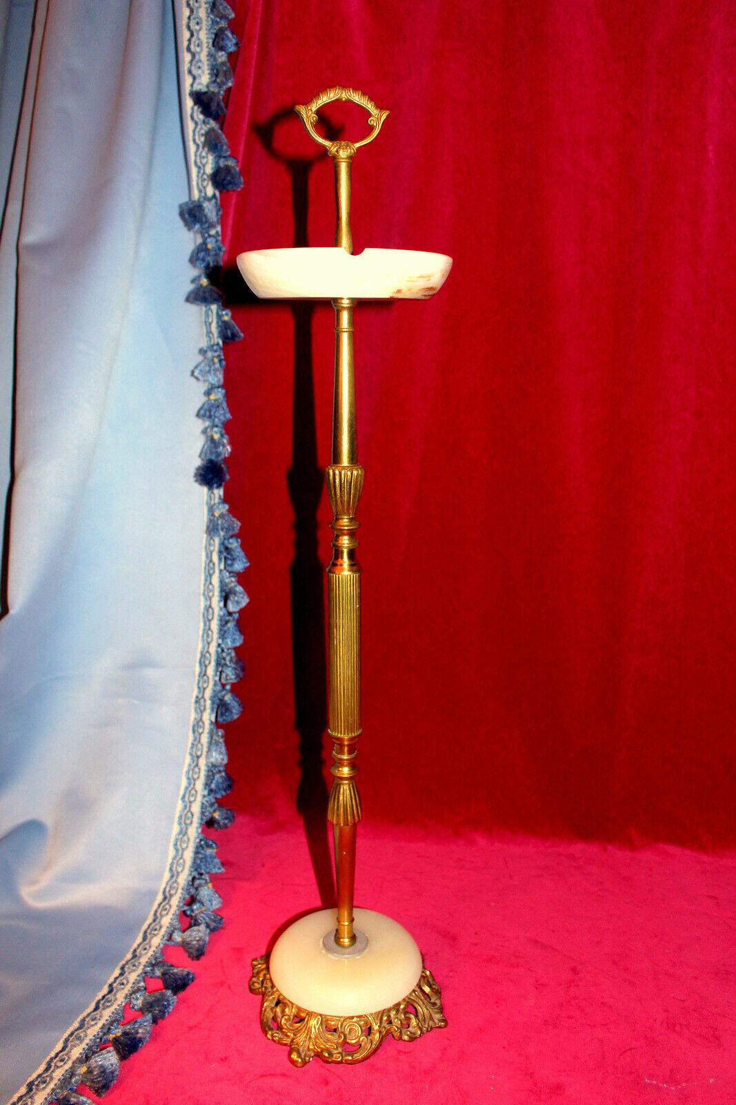 Français Vintage 60''s Onyx Marble Ornate Ashtray Stand Mid Century Retro Kitsch Brass en vente