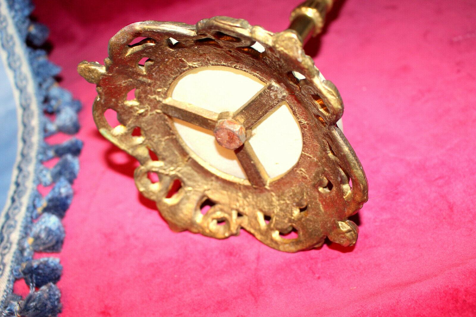 Vintage 60''s Onyx Marble Ornate Ashtray Stand Mid Century Retro Kitsch Brass en vente 1