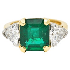 Vintage 6.16 Carats Emerald Diamond 18 Karat Two-Tone Gemstone Ring AGL