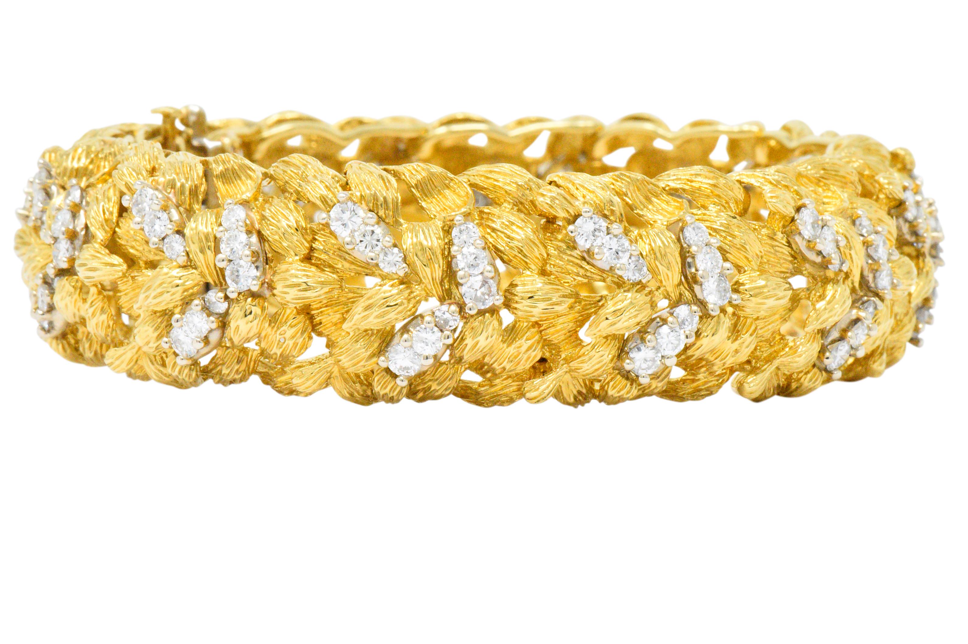 Modernist Vintage 6.24 Carat Diamond 18 Karat Gold Bracelet
