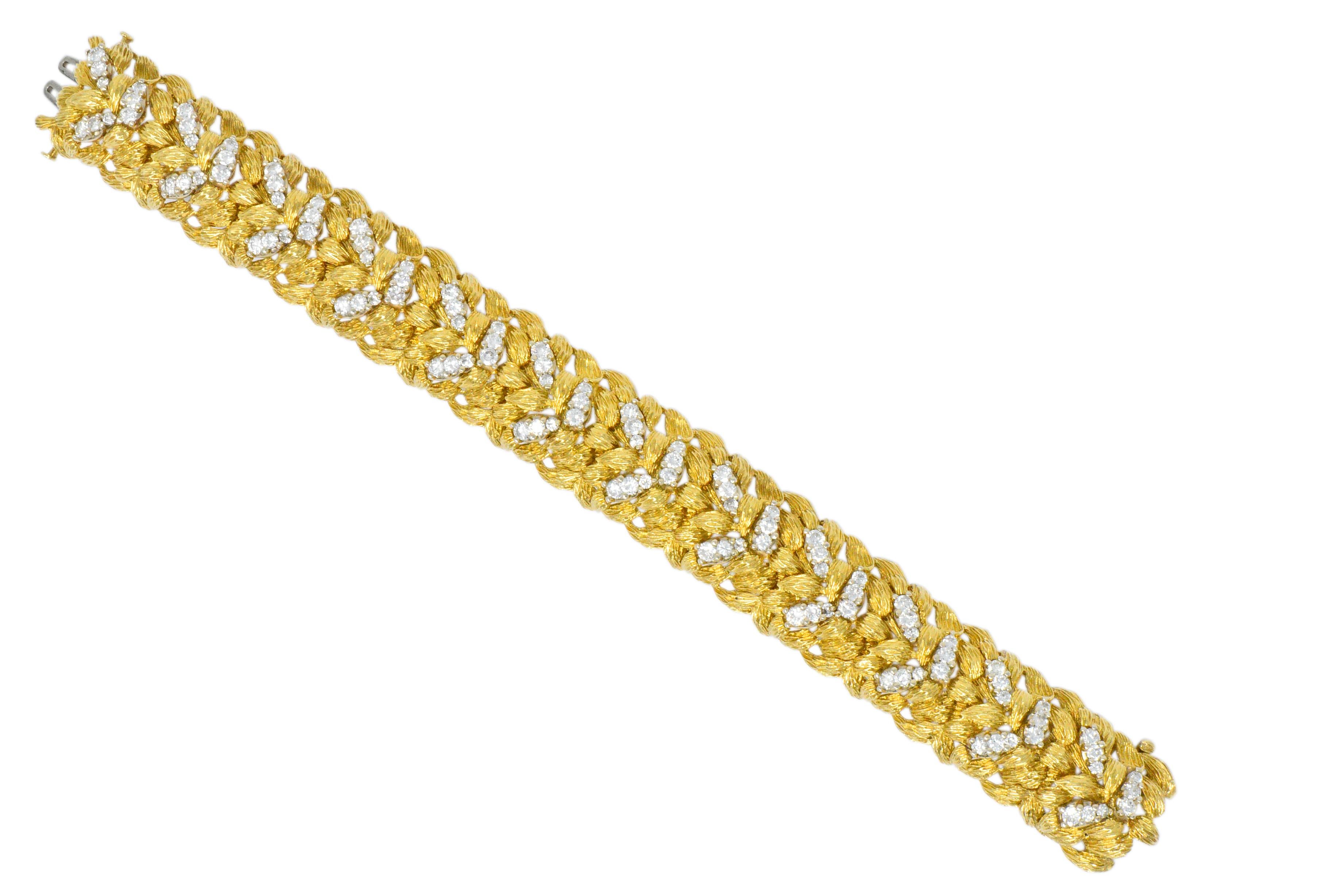 Women's or Men's Vintage 6.24 Carat Diamond 18 Karat Gold Bracelet