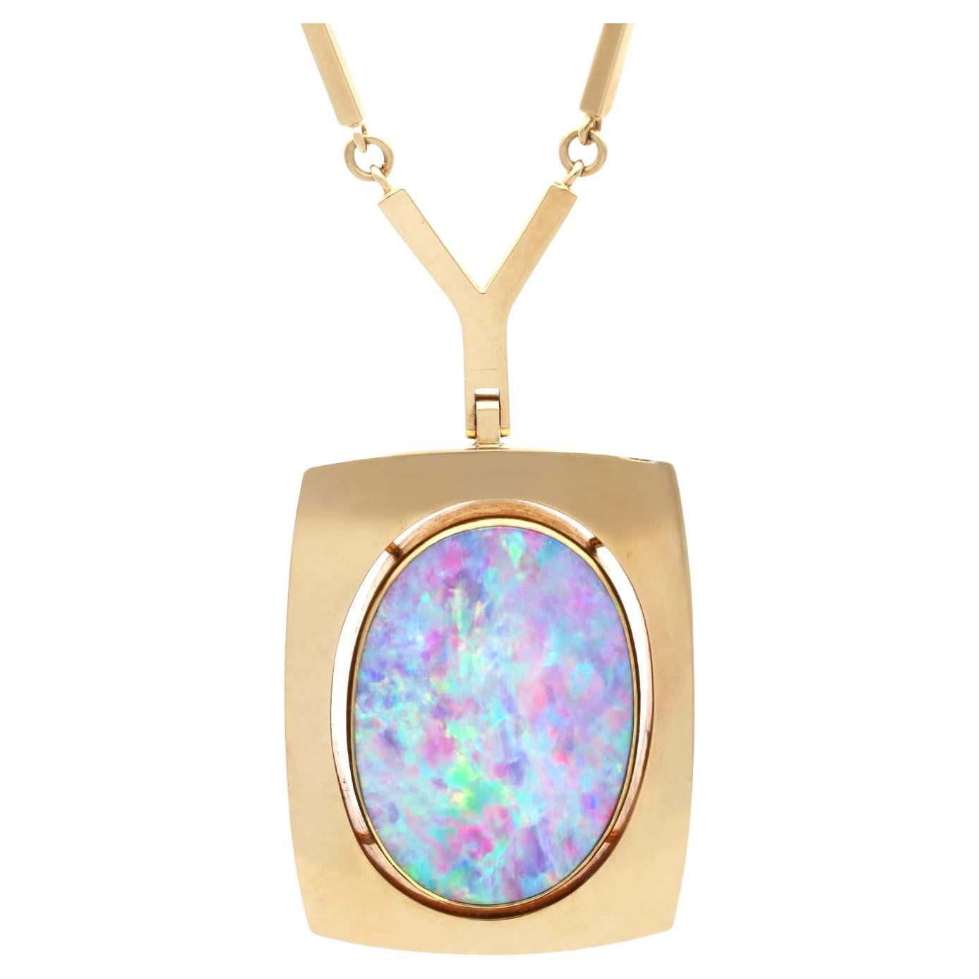 Vintage 6.34 Carat Opal and 14k Yellow Gold Pendant Circa 1950 For Sale