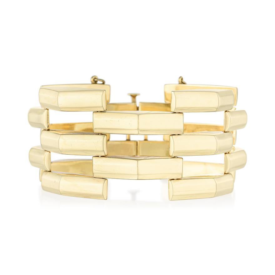 Titre :
Bracelet à maillons en or jaune 14 carats
Le style :
Lien
Métal :
Or jaune 14 carats
Dimension :
7,5 pouces
Poids :
64,8 grammes
Condit :
Vintage By
ID du produit :
2J1925
Note :
Veuillez noter que le poids, la couleur, la taille et la