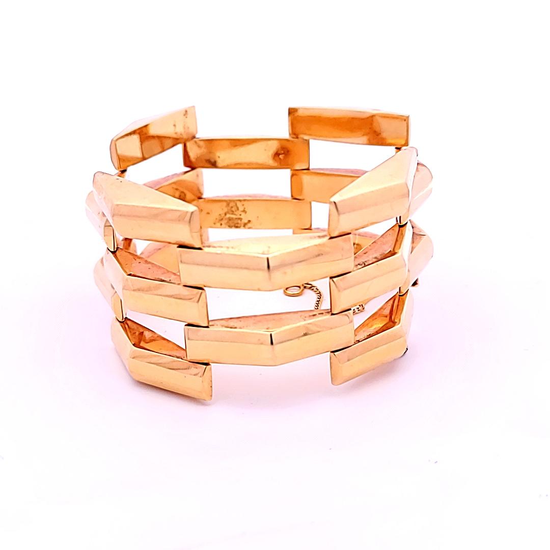 Vintage 64.80 Grammes 7.50 Inches 14 Karat Yellow Gold Link Bracelet