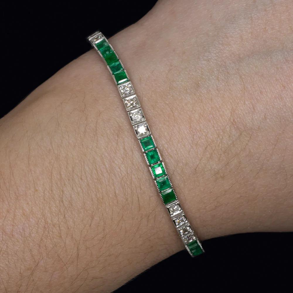 Art Deco Vintage 6.5 Carat Emerald & Diamond Tennis Bracelet in Platinum For Sale