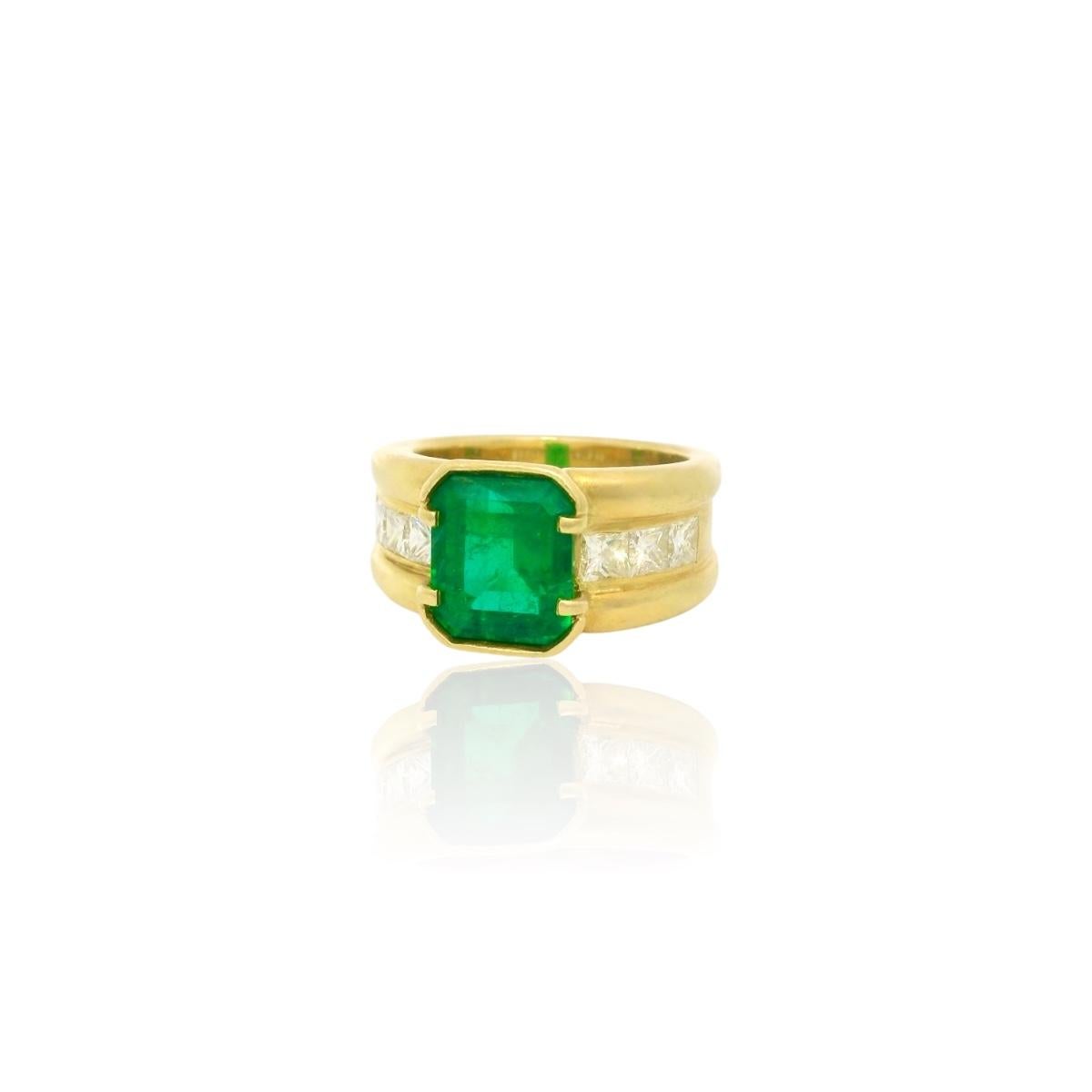 Vintage 6,65 Karat sambischer Smaragd-Diamantring (Smaragdschliff) im Angebot