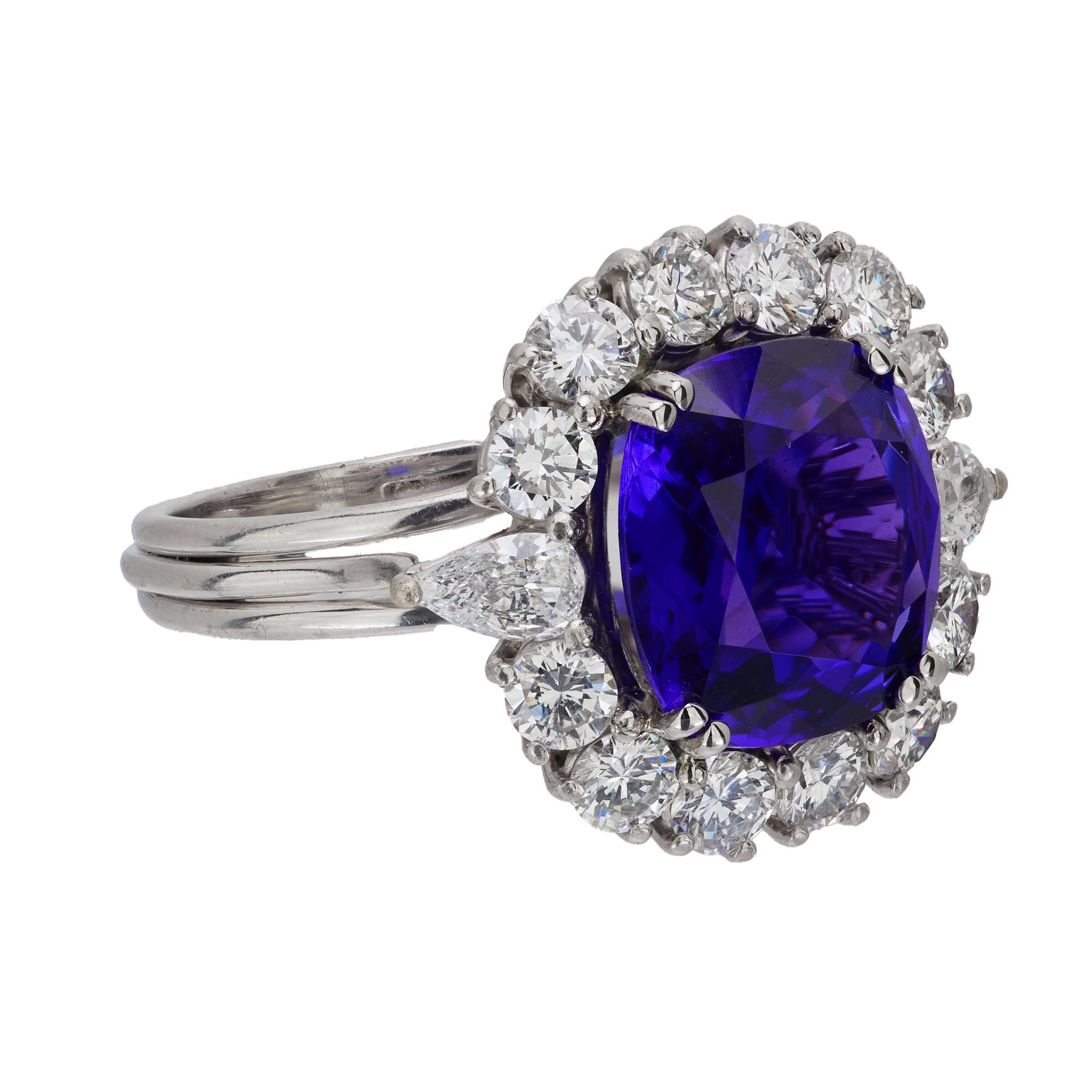 Modern Vintage 6.66 carat tanzanite diamond platinum cocktail ring For Sale