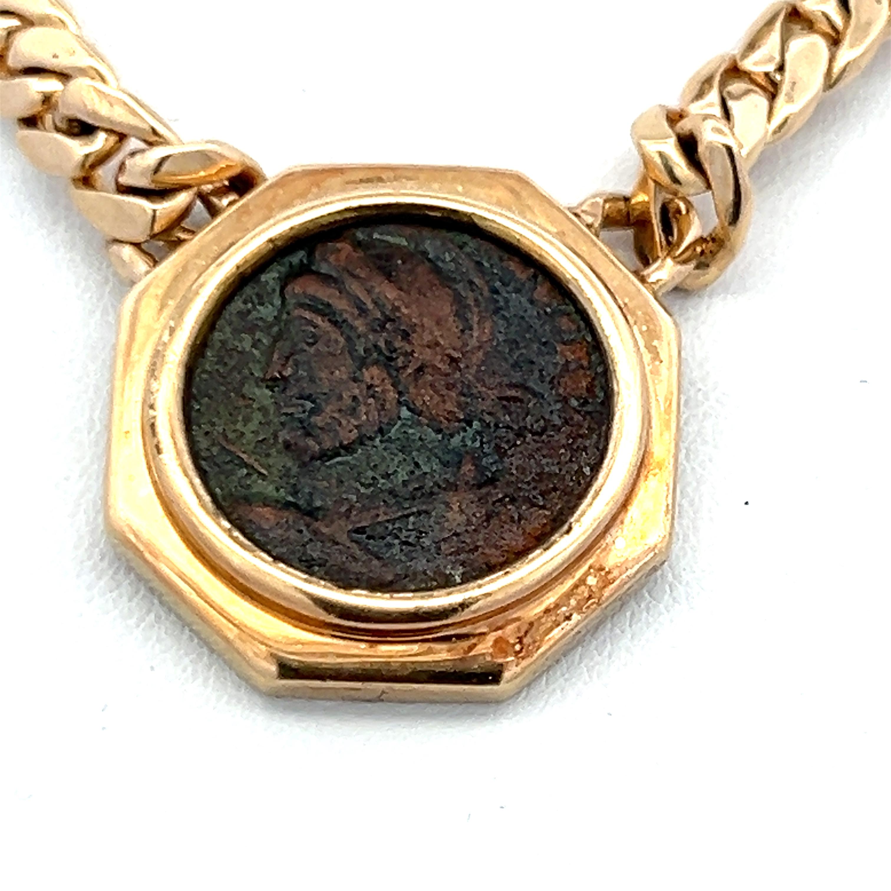Collier pendentif vintage en or jaune 14 carats 66,68 grammes Bon état - En vente à New York, NY