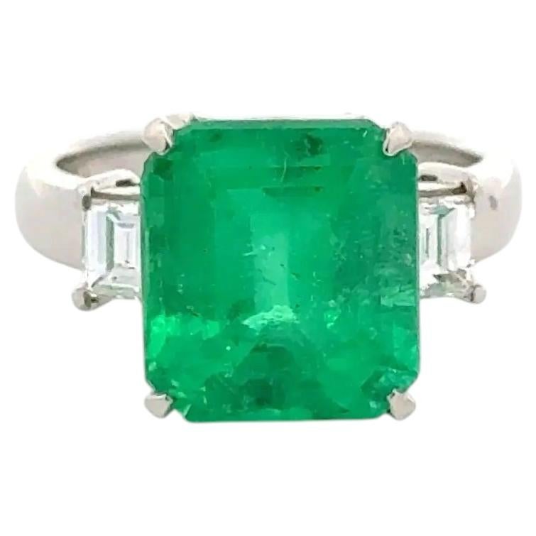 Vintage 6.68tcw F2 Columbian Emerald GIA and Diamond 3 Stone Platinum Ring For Sale