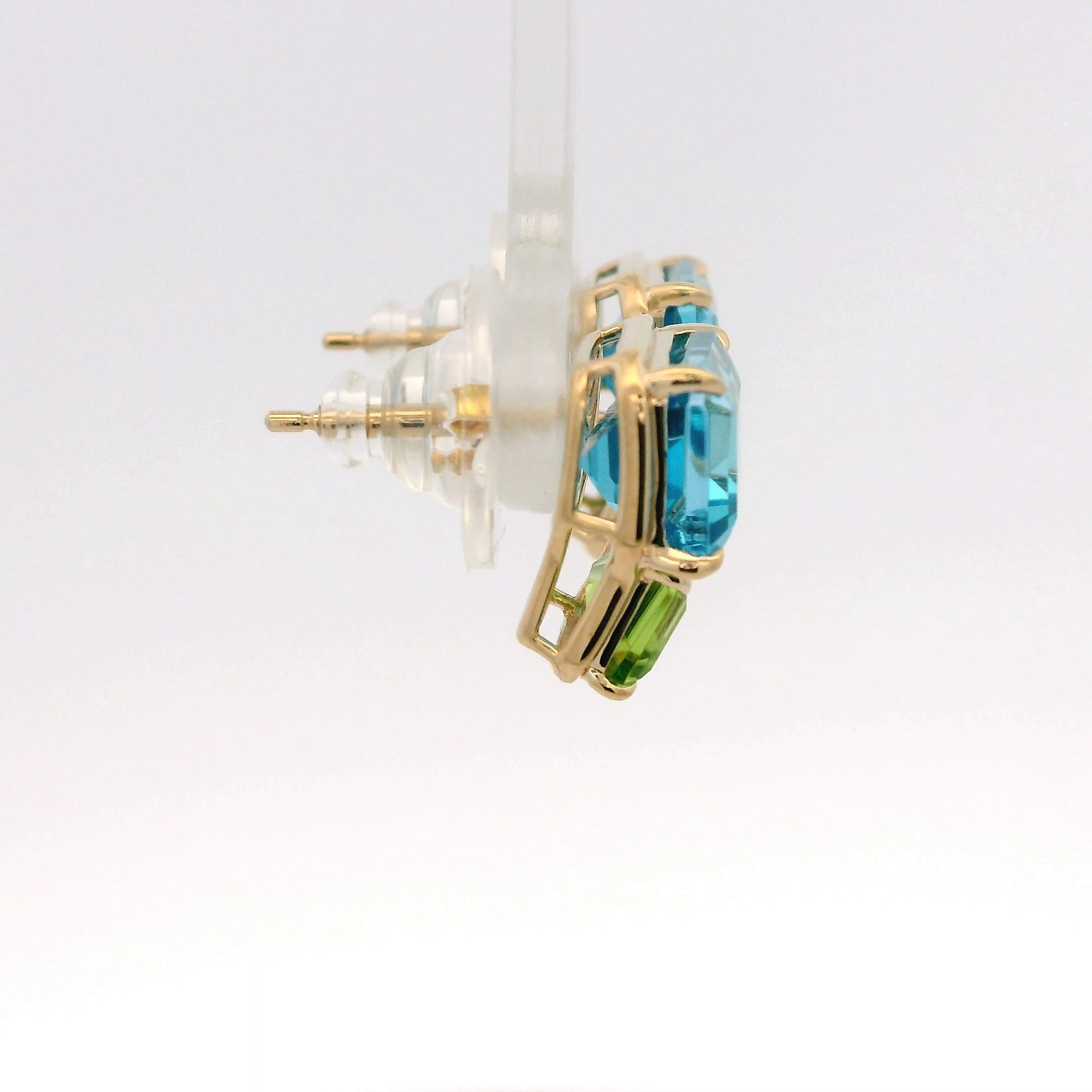 Contemporary Vintage 6.78Ct Blue Topaz Peridot Earrings in 14 Karat Yellow Gold