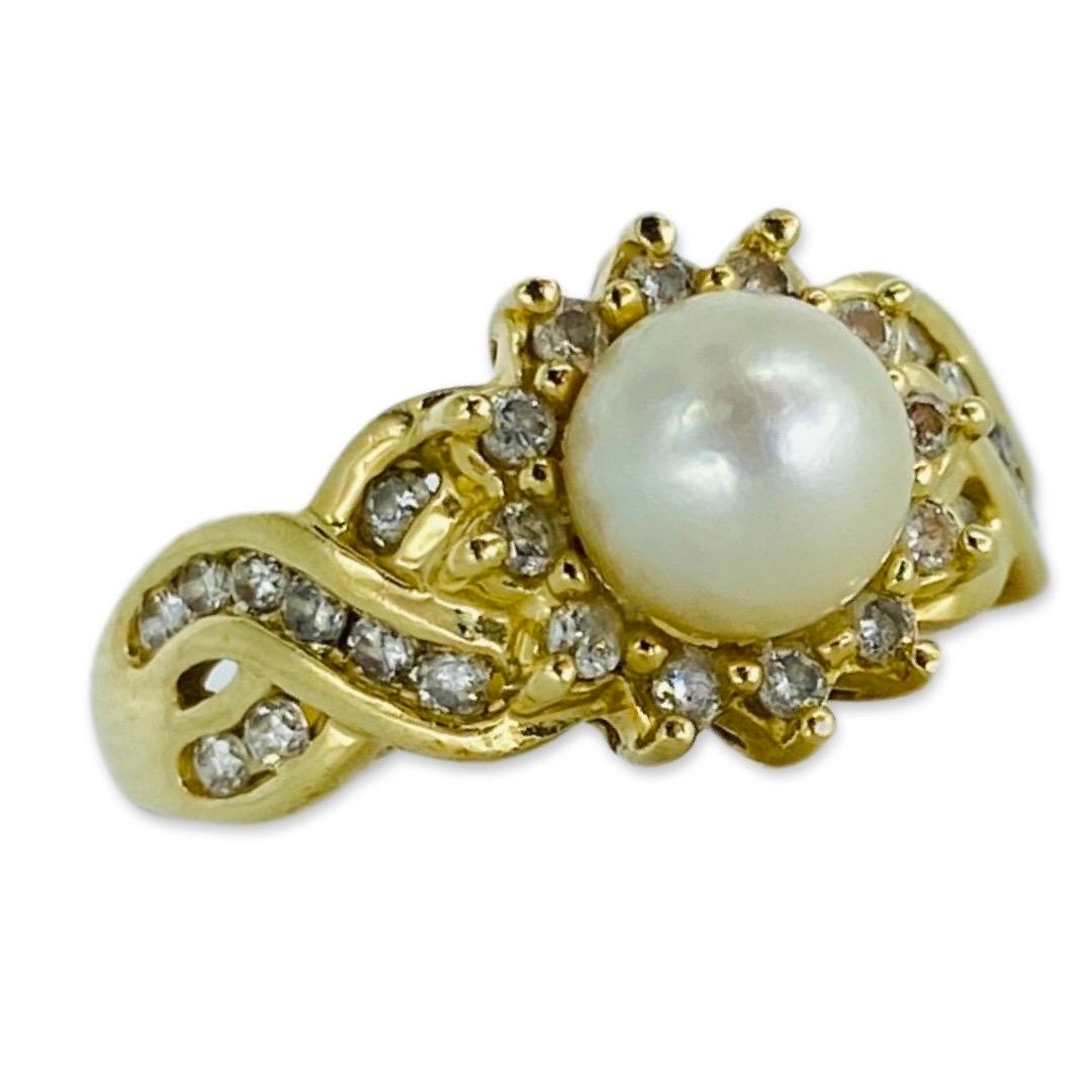 Round Cut Vintage 6.7mm Pearl 0.45 Carat Diamond Ring 14k Gold For Sale