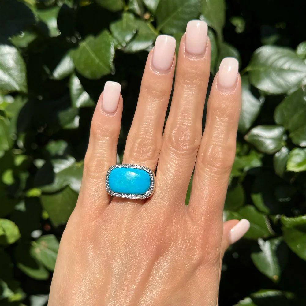 Modernist Vintage 6.85 Carat Cabochon Turquoise and Diamond Gold Band Statement Ring For Sale