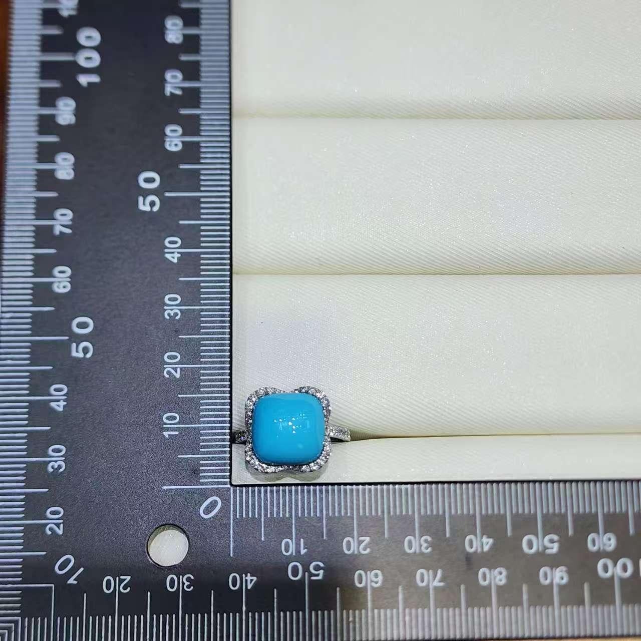 Vintage 6,9 Ct Dornröschen Türkis Diamant Ring in 18K Weiß massivem Gold im Angebot 3