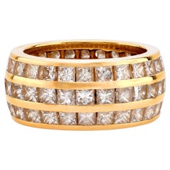 Vintage 6.90 carat total weight diamond 18k yellow gold three row band