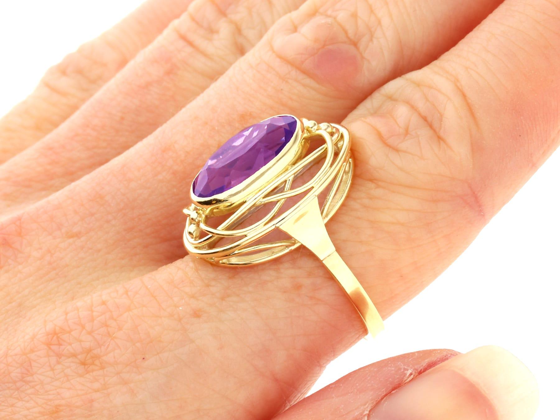 Vintage 6.91Ct Amethyst and 14k Yellow Gold Dress Ring 1940 For Sale 7