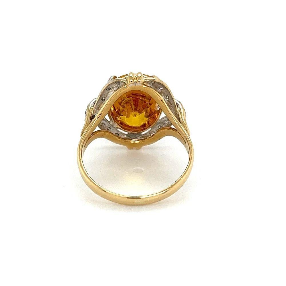 Vintage 6.92 Carat Vivid Orange Yellow Sapphire and Diamond Ring In Excellent Condition For Sale In Montreal, QC