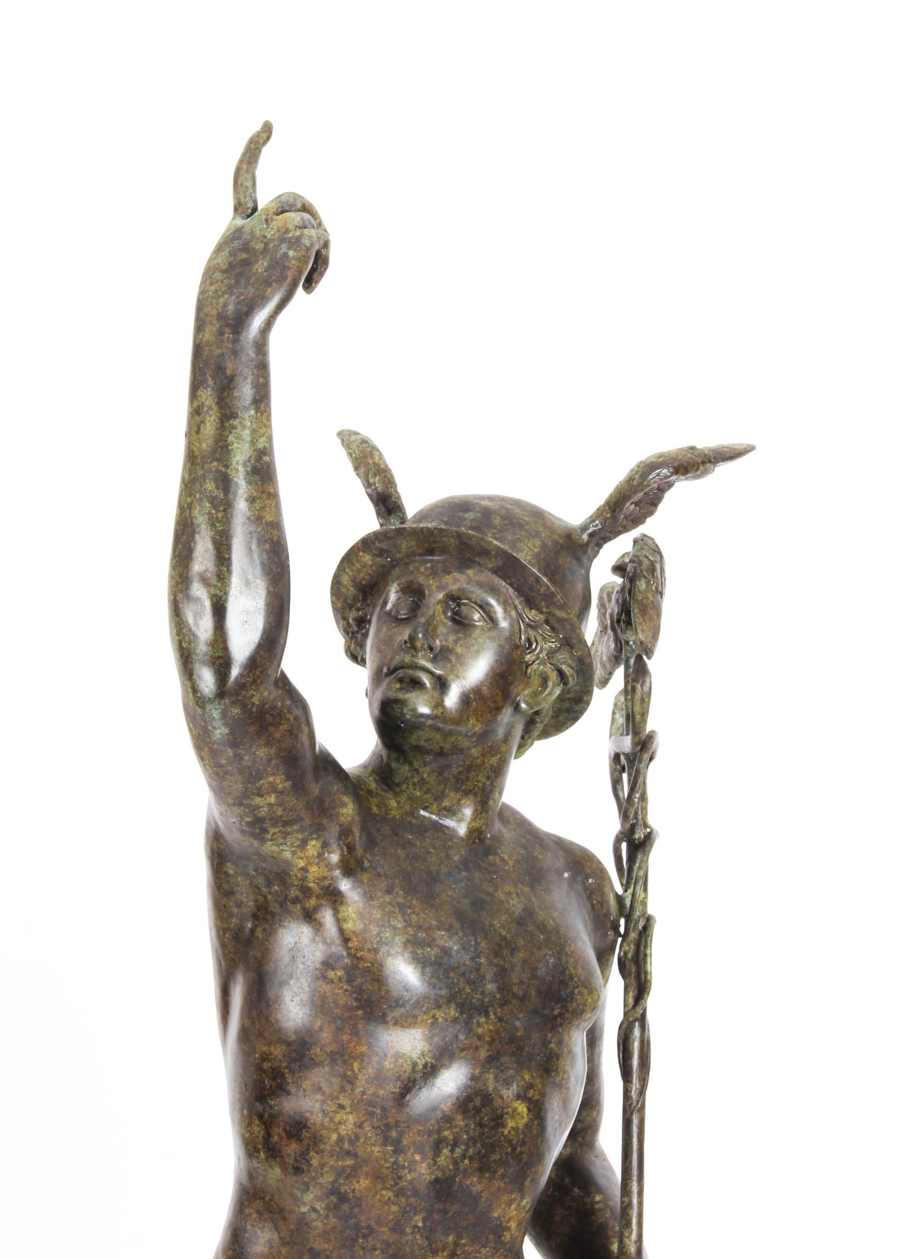 Große Vintage-Bronze-Skulptur von Mercury Hermes, 6 Fuß 6 Zoll, Vintage, 20. Jahrhundert im Zustand „Gut“ im Angebot in London, GB