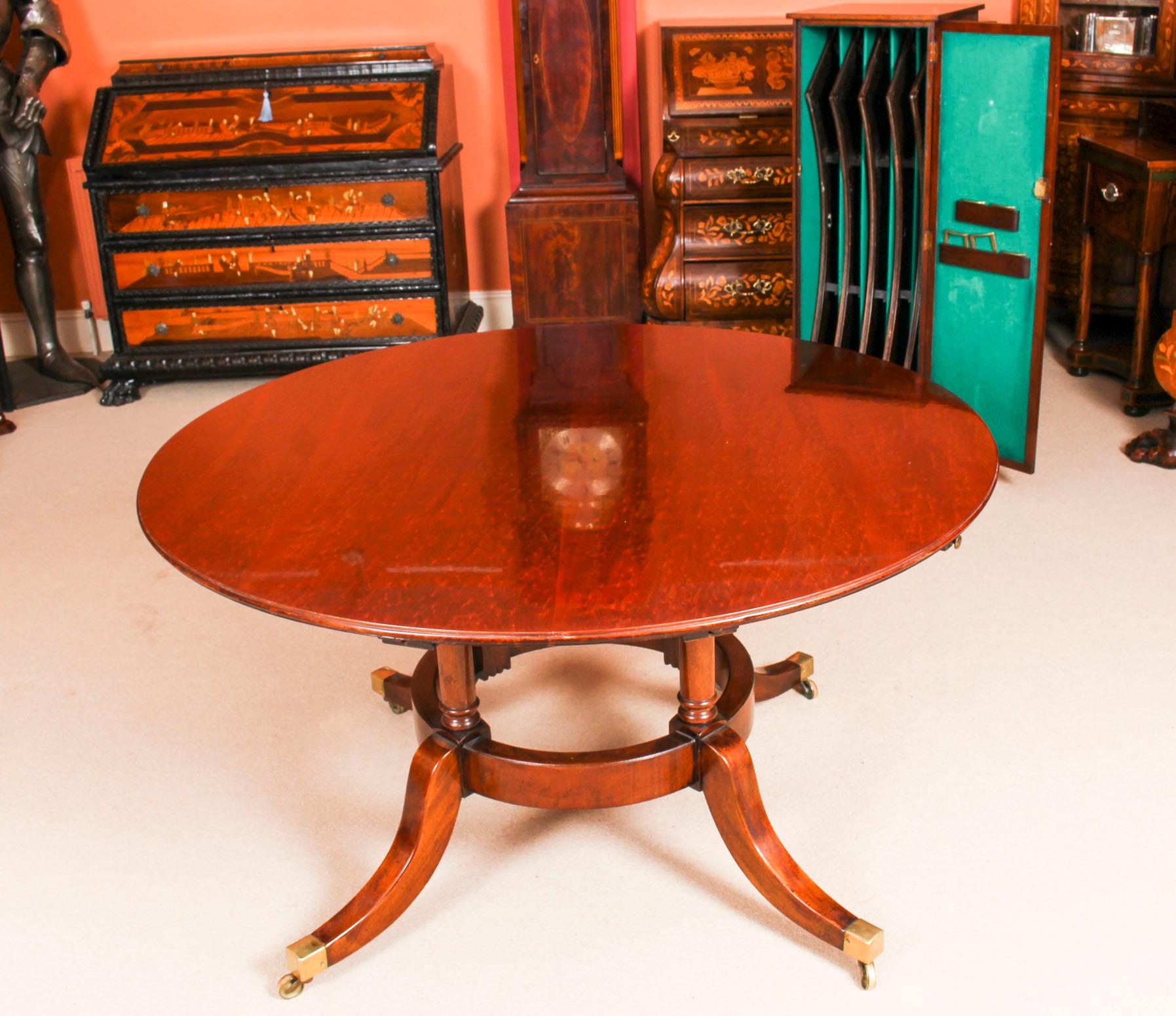 Vintage Mahogany Jupe Dining Table and Leaf Cabinet, Mid-20th Century 11
