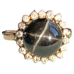 Vintage Schwarzer Star Diopside Cabochon-Diamant-Ring 18k
