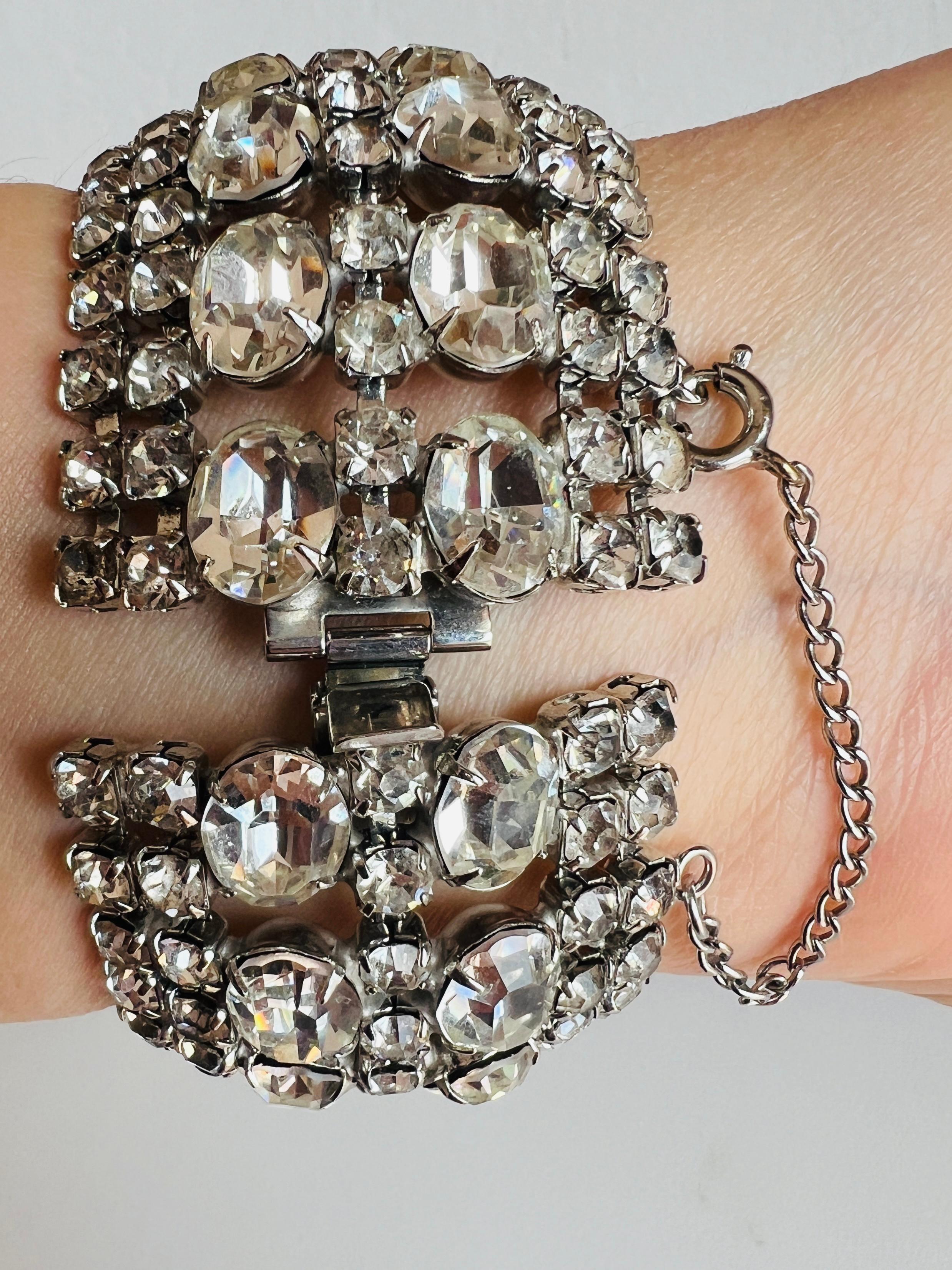 Vintage 7 Rows Wide Rhinestone Silver Tone Glam Bracelet Safety Clasp For Sale 3