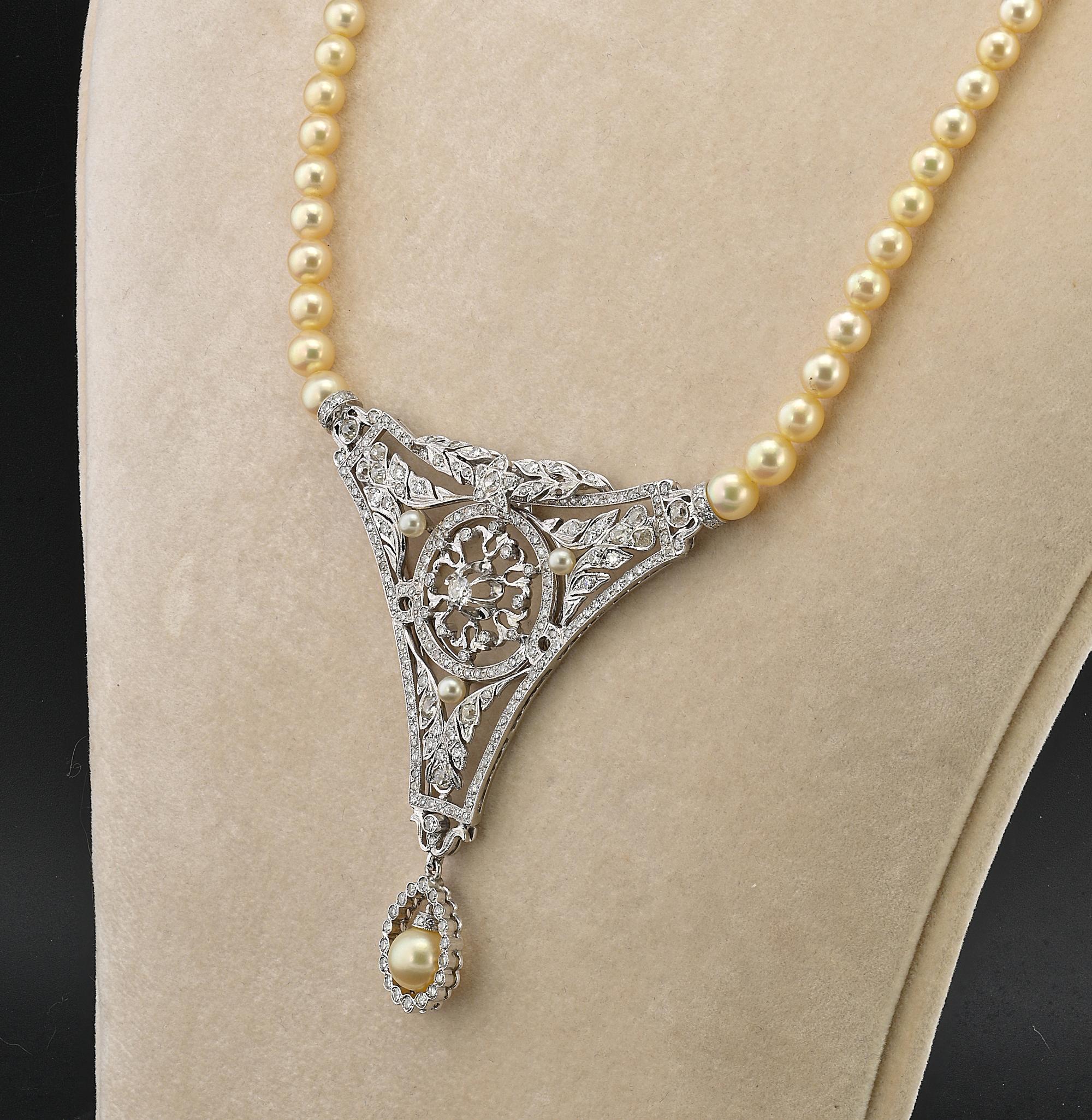 Women's or Men's Vintage 7.0 CT Diamond Pearl Rare Panel Necklace For Sale