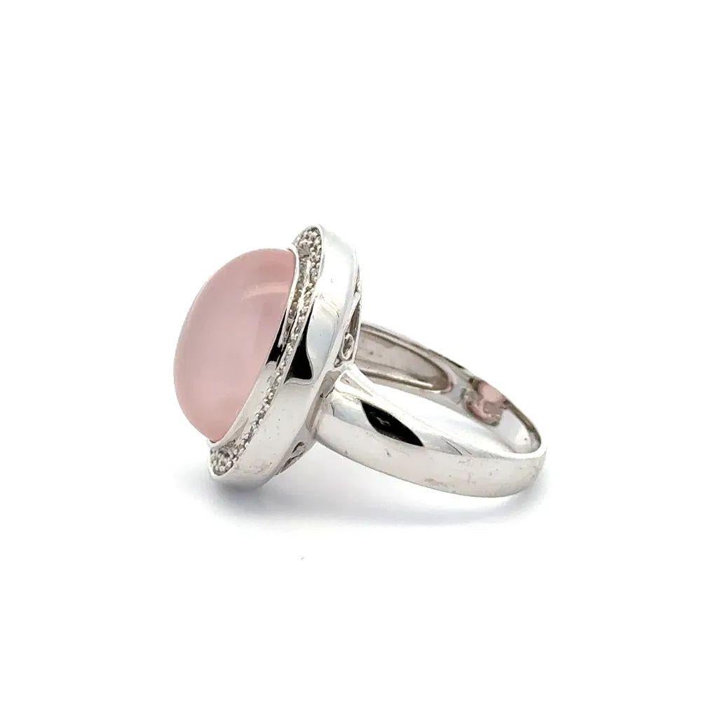 Anillo vintage de oro con cabujón de cuarzo rosa y diamantes de 7,00 quilates en Excelente estado para la venta en Montreal, QC