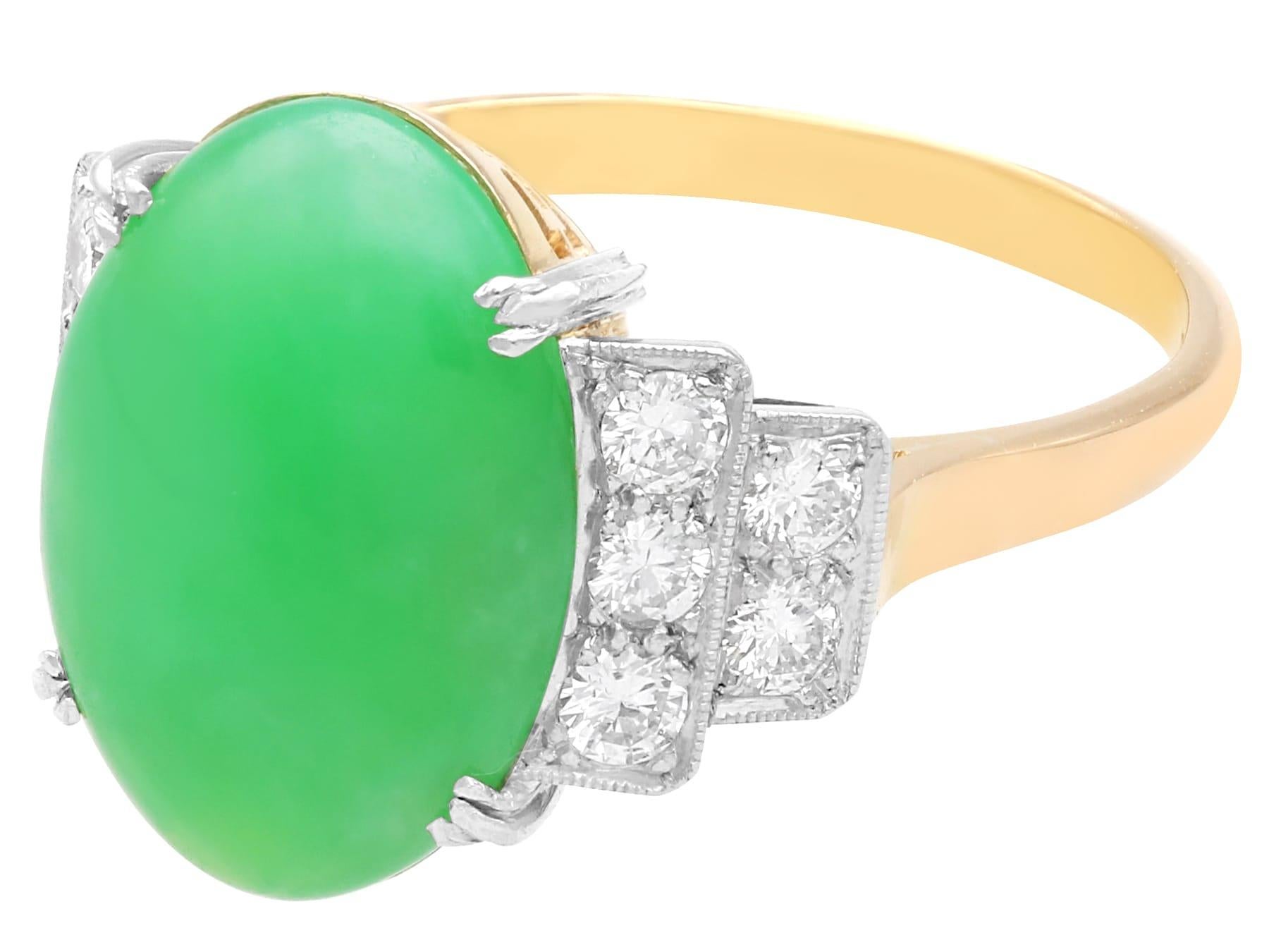 Round Cut Vintage 7.02ct Jadeite and 0.70ct Diamond 22k Yellow Gold Dress Ring For Sale