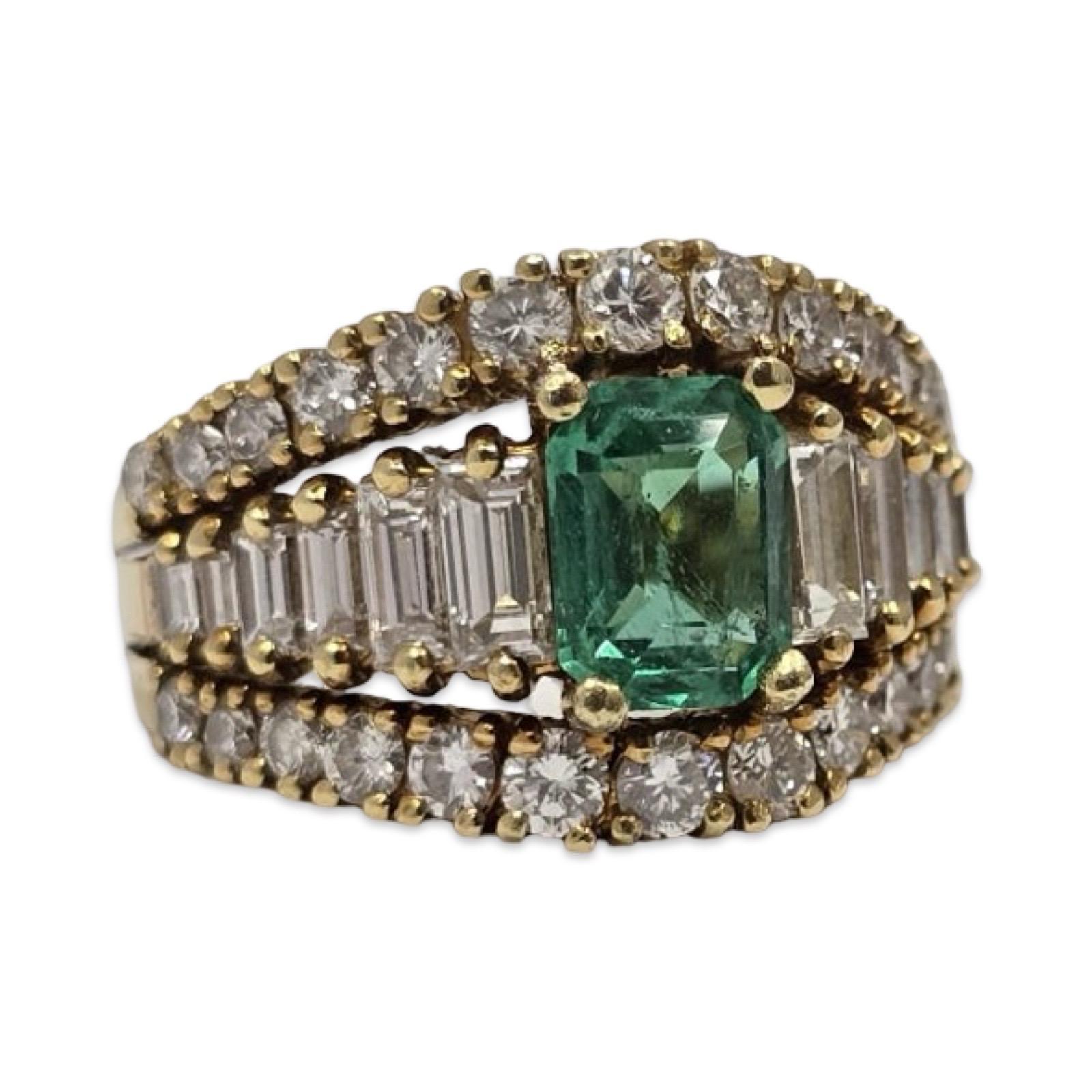 Vintage 7,08ct kolumbianischen Smaragd & Diamant-Ring 18K Gold (Smaragdschliff) im Angebot