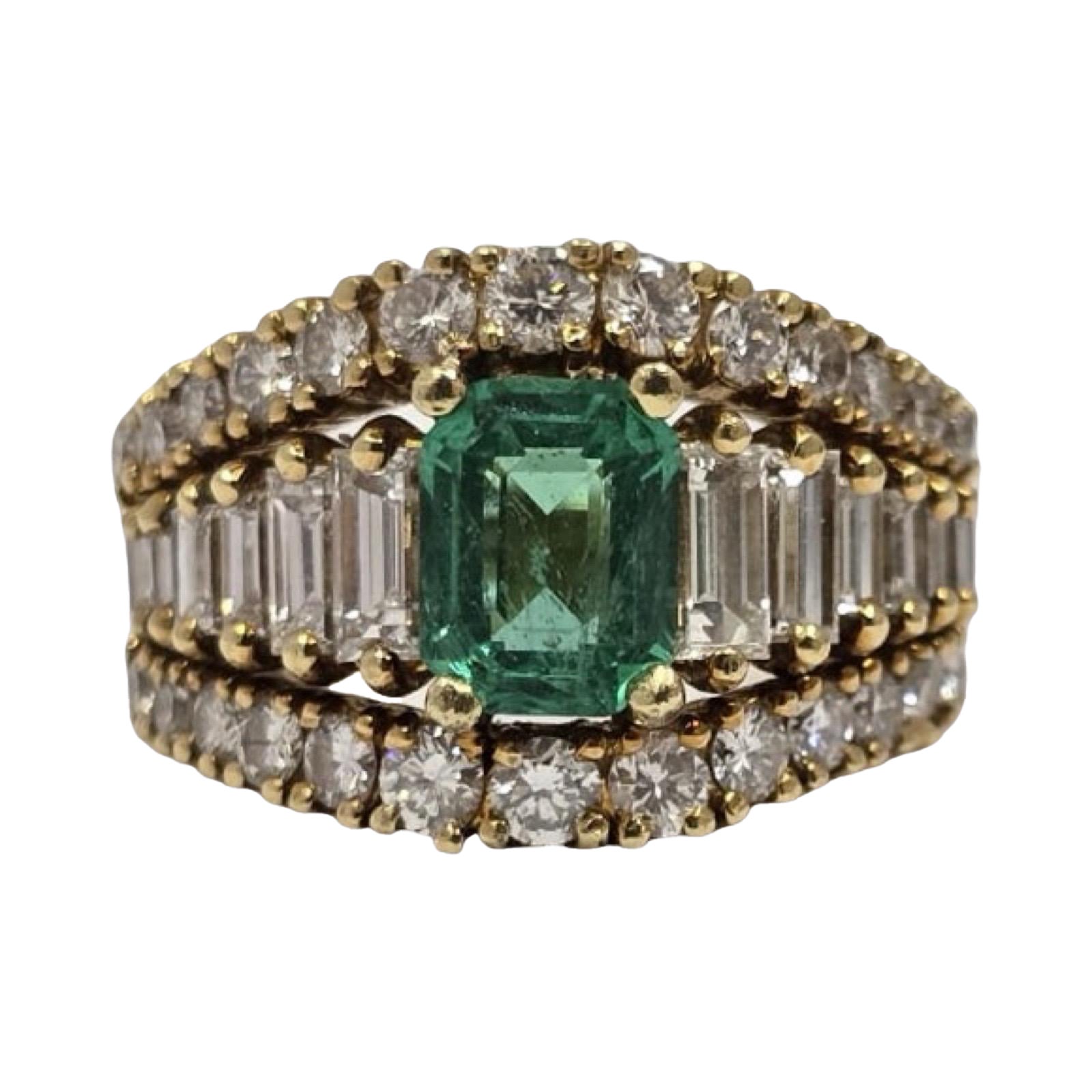 Anello vintage con smeraldo colombiano e diamanti da 7,08 carati in oro 18 carati