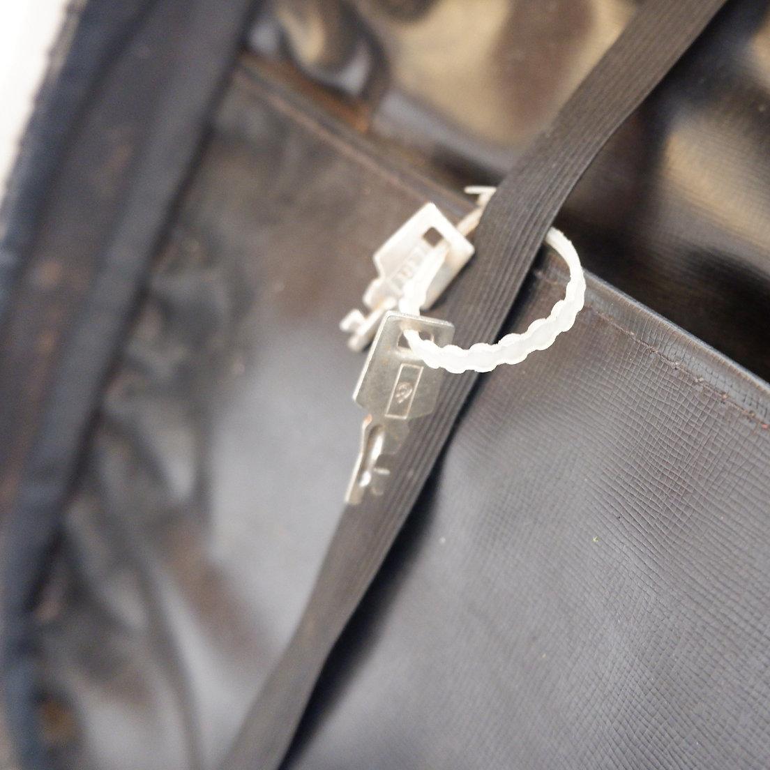 Imitation cuir Sac de raquette de tennis Adidas vintage des années 70 en vente