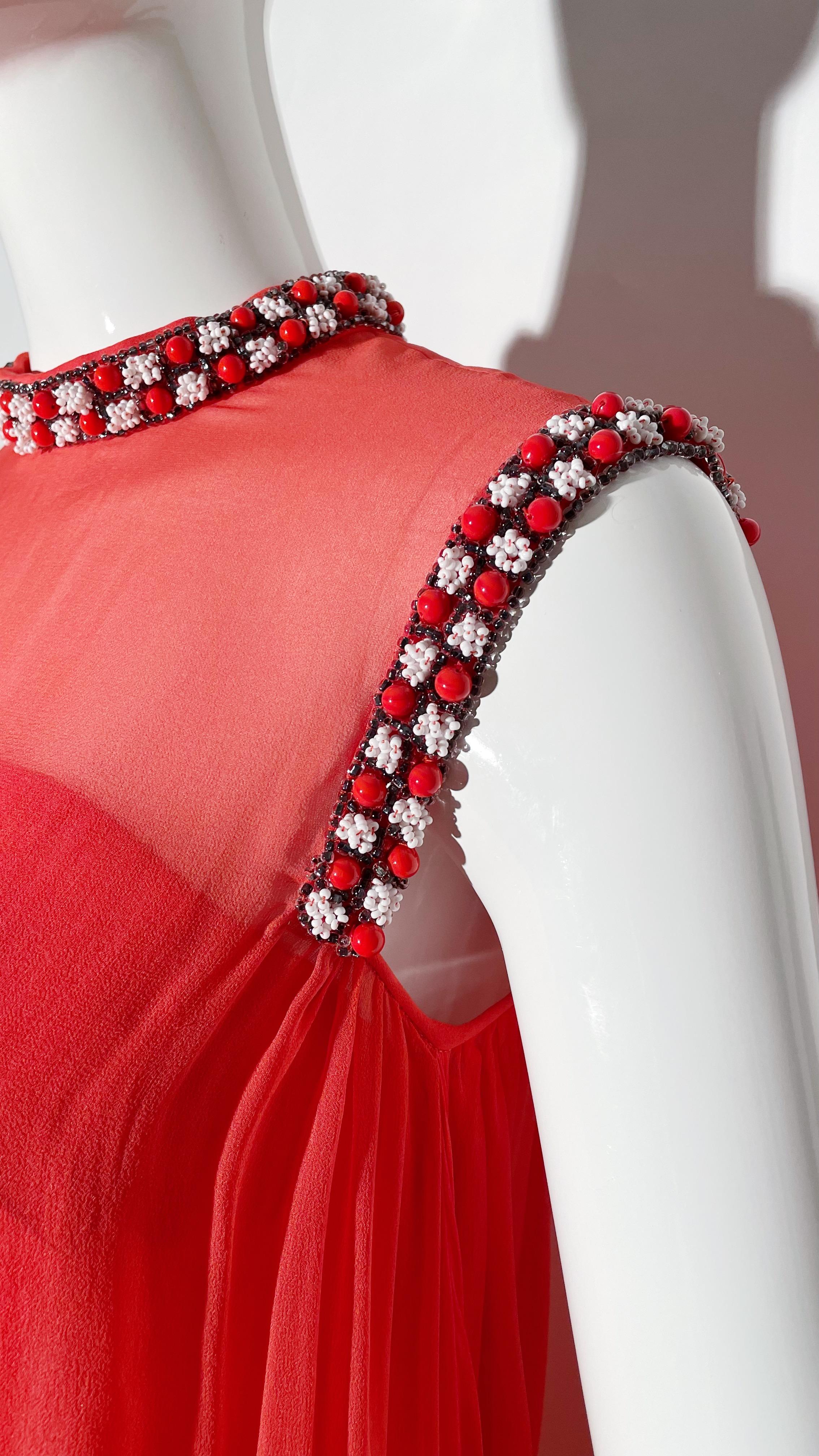 Vintage 70s Korallen Perlen Kleid für Damen oder Herren im Angebot