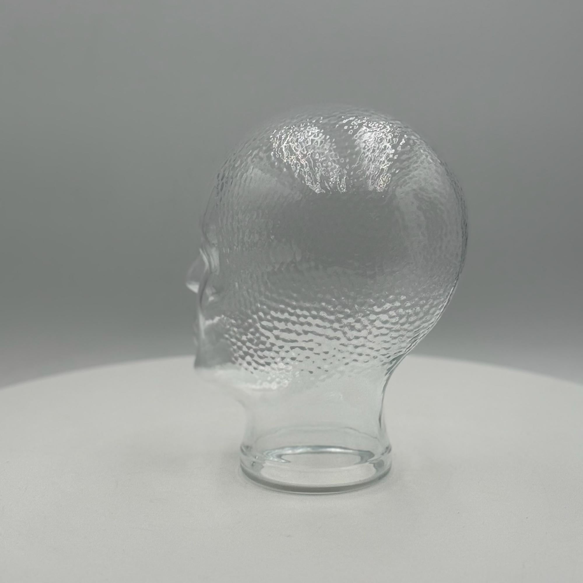 Escultura vintage de cabeza de cristal de los años 70 - Pieza decorativa inusual fabricada en Alemania Moderno de mediados de siglo