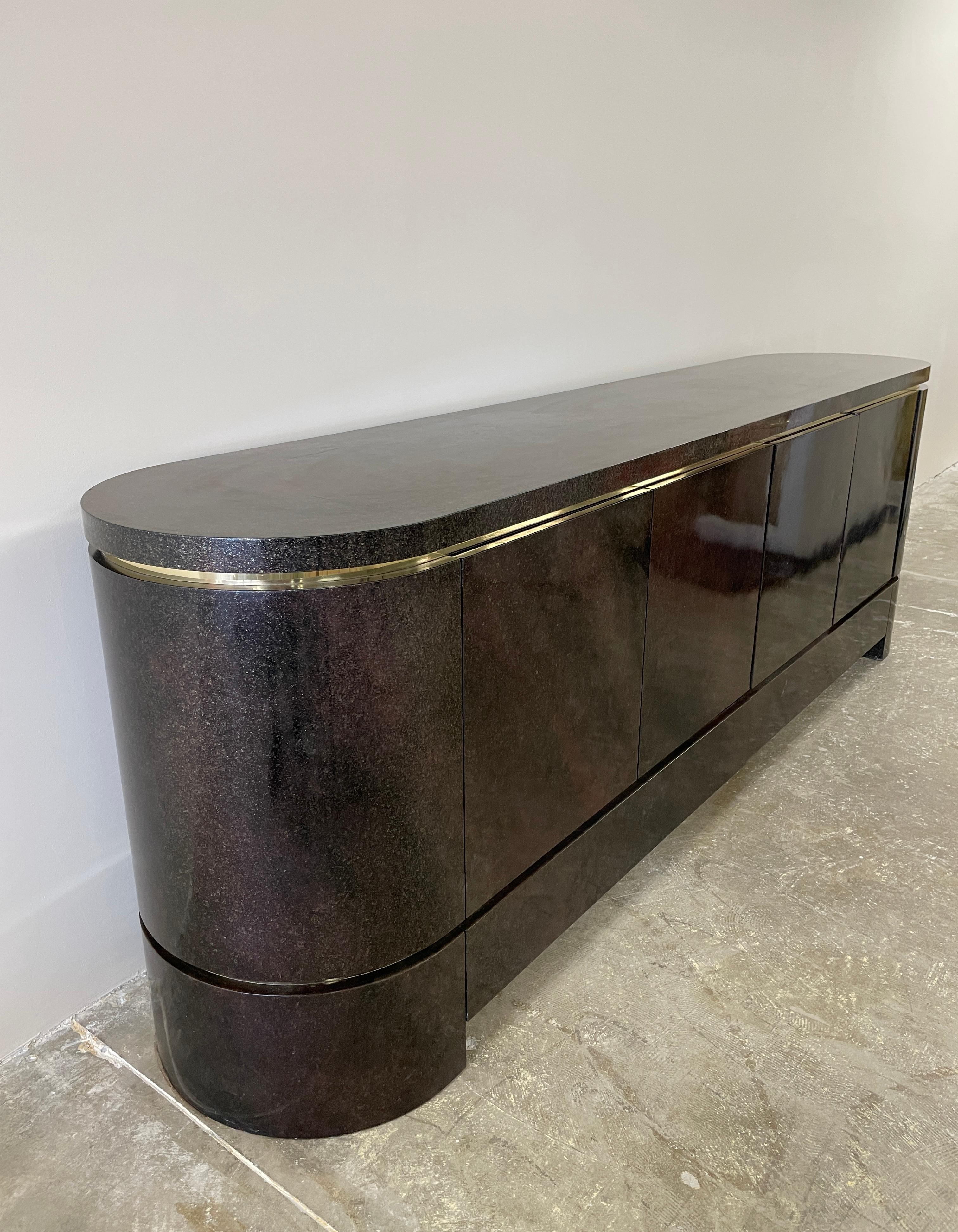 Italian Vintage 70's Lacquered and Brass Sideboard Credenza by Aldo Tura for Leonardo  For Sale