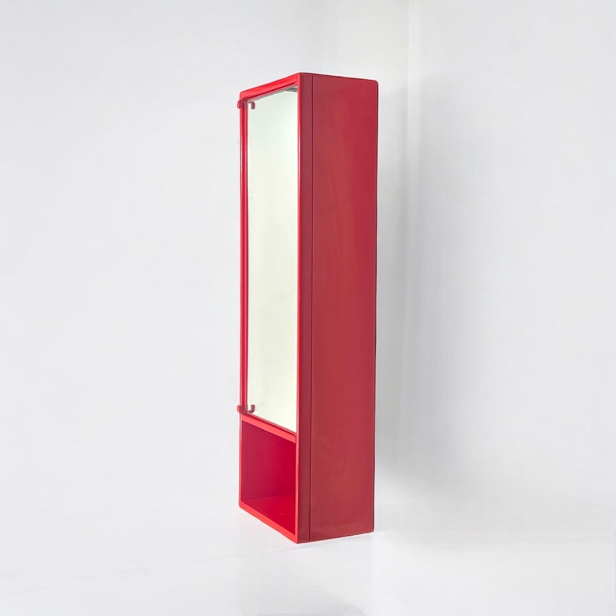 Armoire médicale avec miroir d'Olaf Von Bohr pour Gedy, Italie, années 70 4