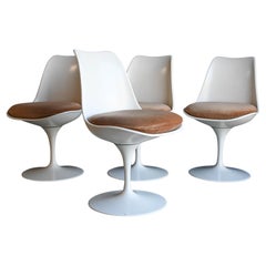 Vintage 70's Saarinen Style Tulip Chairs, Set of 4 with Velvet Seat Cushions