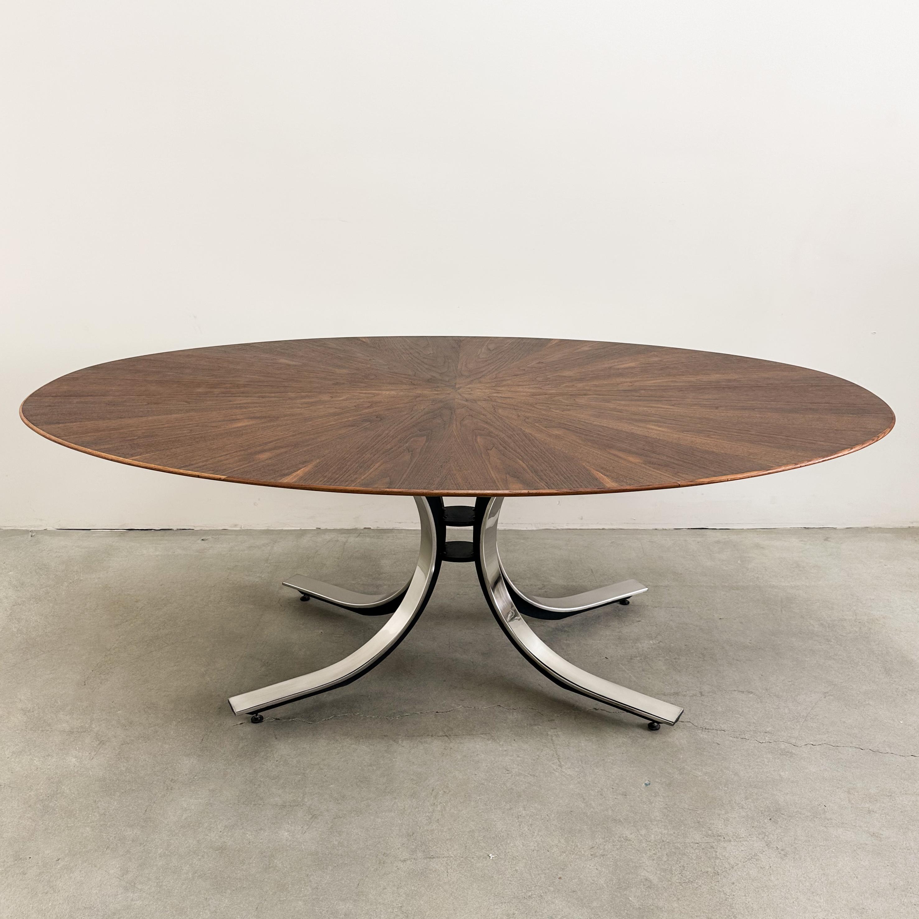 Vintage 70s Stow & Davis Oval Dining Table – Walnut Starburst Top & Chrome Base For Sale 3