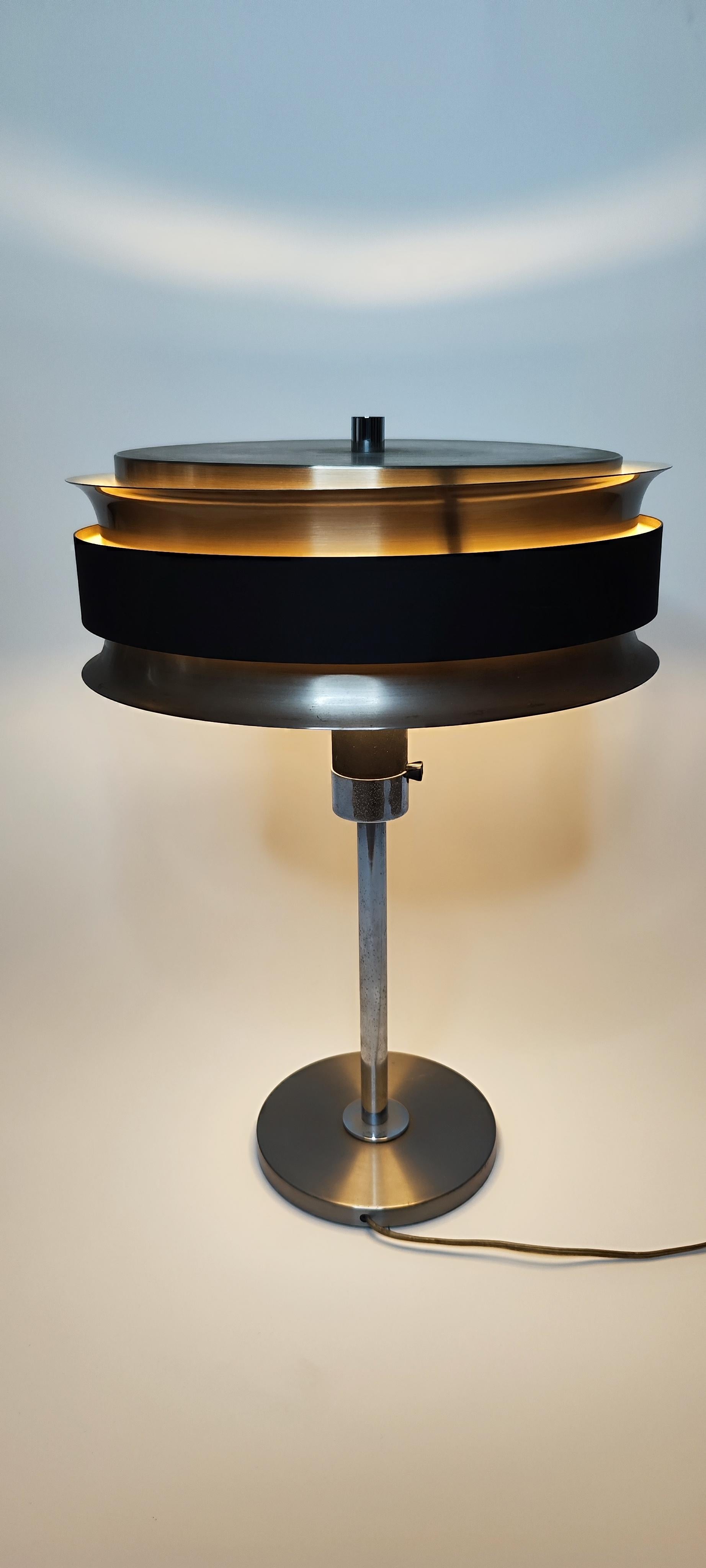 Vintage 70s two-tone aluminum table lamp - 1970 For Sale 6