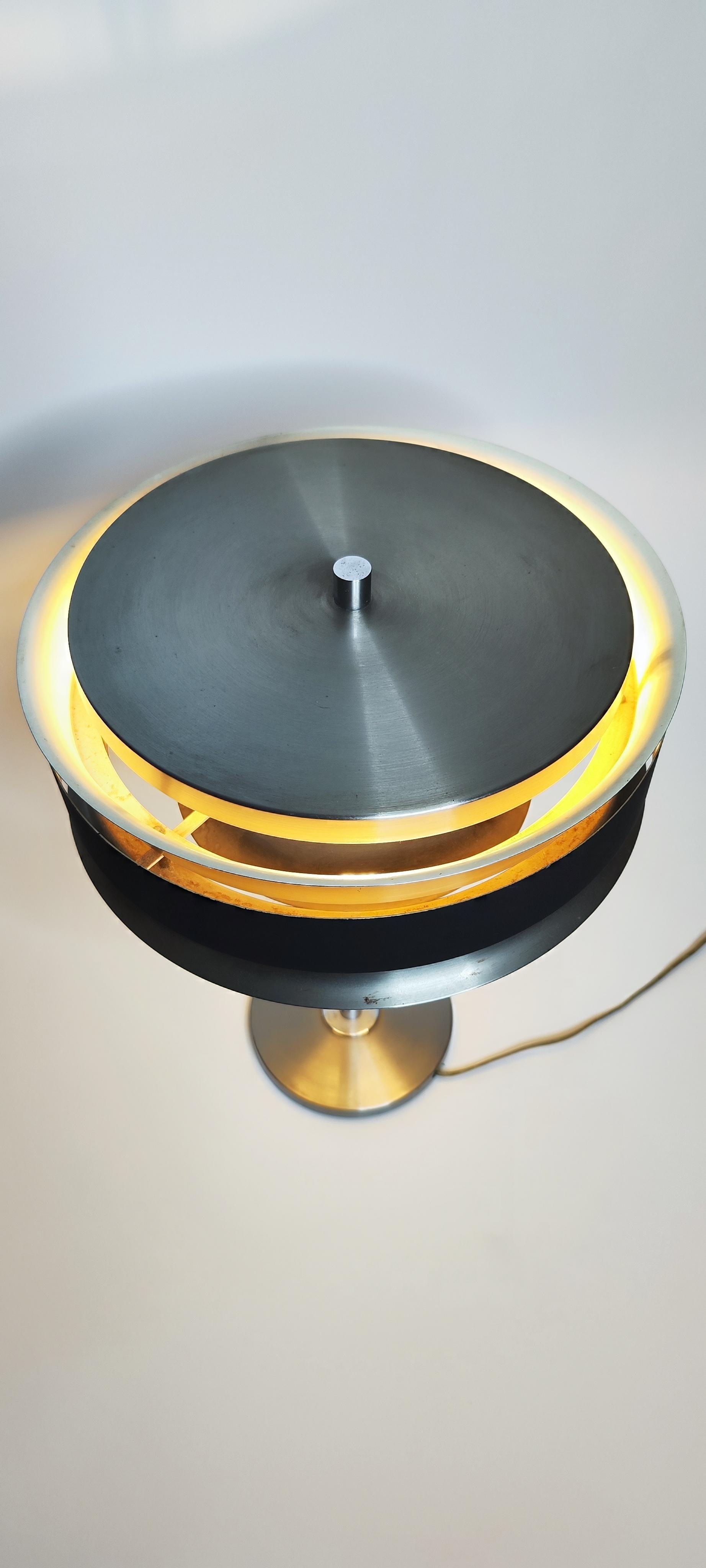 Danish Vintage 70s two-tone aluminum table lamp - 1970 For Sale