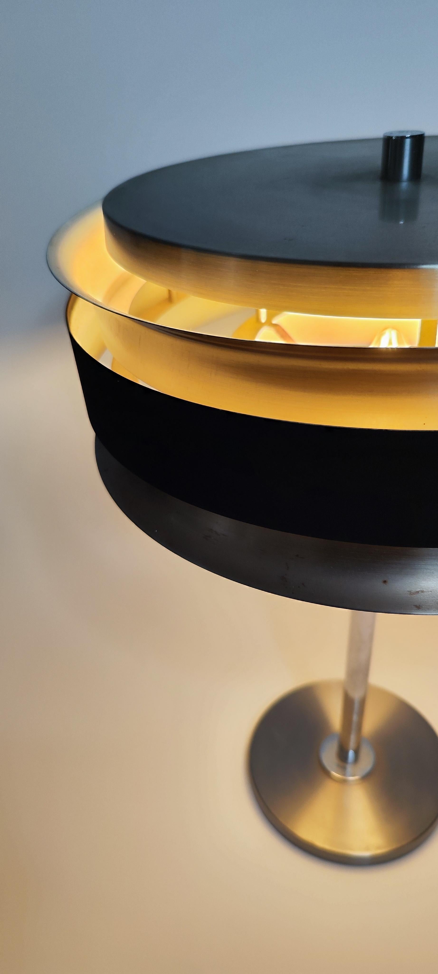Vintage 70s two-tone aluminum table lamp - 1970 For Sale 3