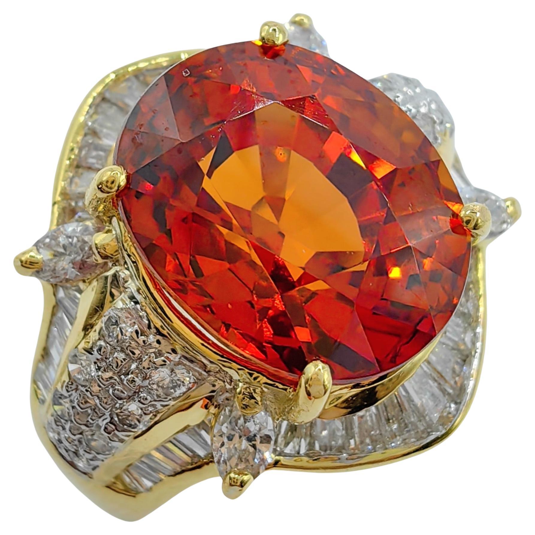 Vintage 7.1ct Orange Mandarin Spessartine Garnet Diamond Two-Tone 20k Gold Ring For Sale