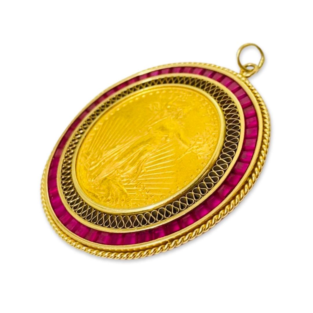 Vintage 7.20 Carat Ruby Gemstones Bezel Set 1924 Liberty $20 Gold Coin Pendant.
The 1924 St. Gaudens $20 Gold Coin is widely collected by numismatists and bullion investors alike. The St. Gaudens $20 Gold Coin is essentially considered the most