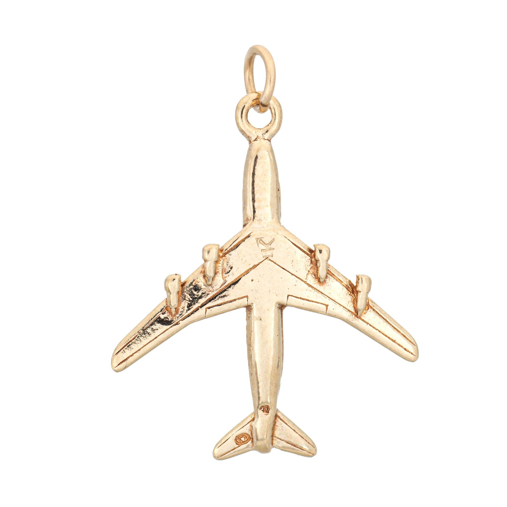 Moderno Charm vintage 747 Airplane in oro giallo 14k Aviation Estate Jewelry