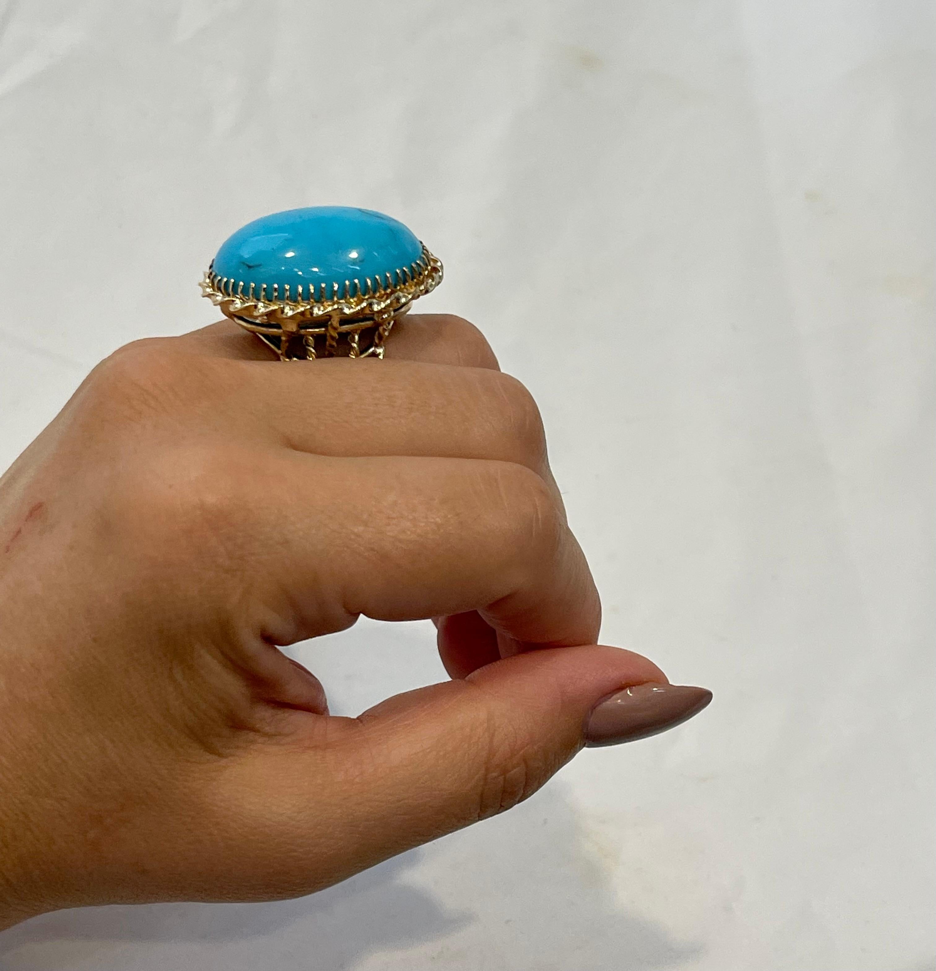Vintage 75 Ct Natural Oval Sleeping Beauty Turquoise Ring, 18 Kt Yellow Gold For Sale 8