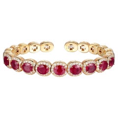 Vintage By, bracciale aperto con diamanti e rubini da 7,55 carati in oro giallo 18 carati
