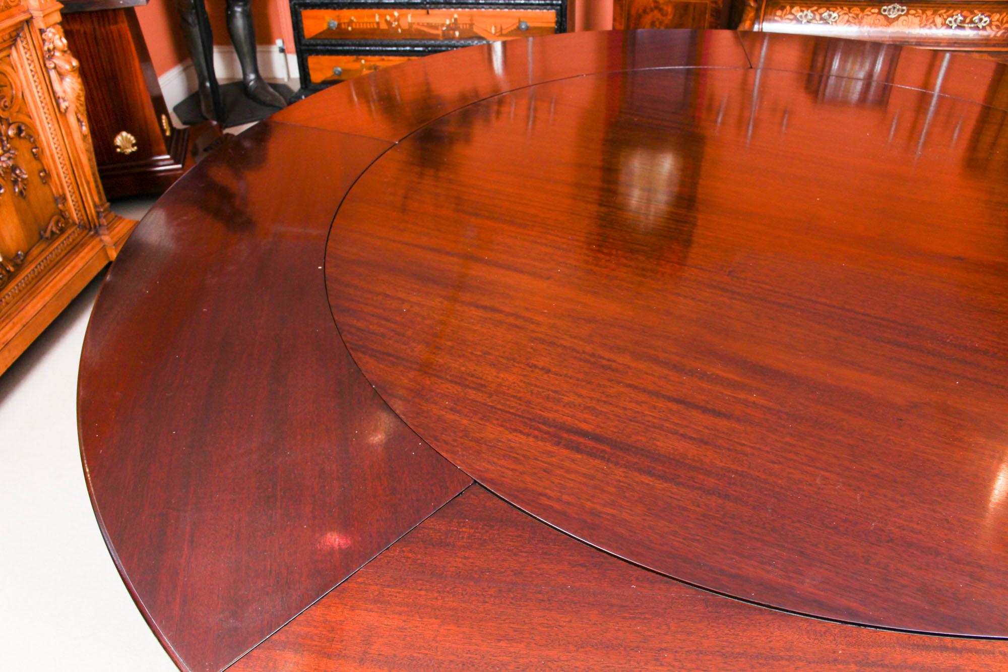 Late 20th Century Vintage Jupe Mahogany Dining Table by William Tillman 20th Century