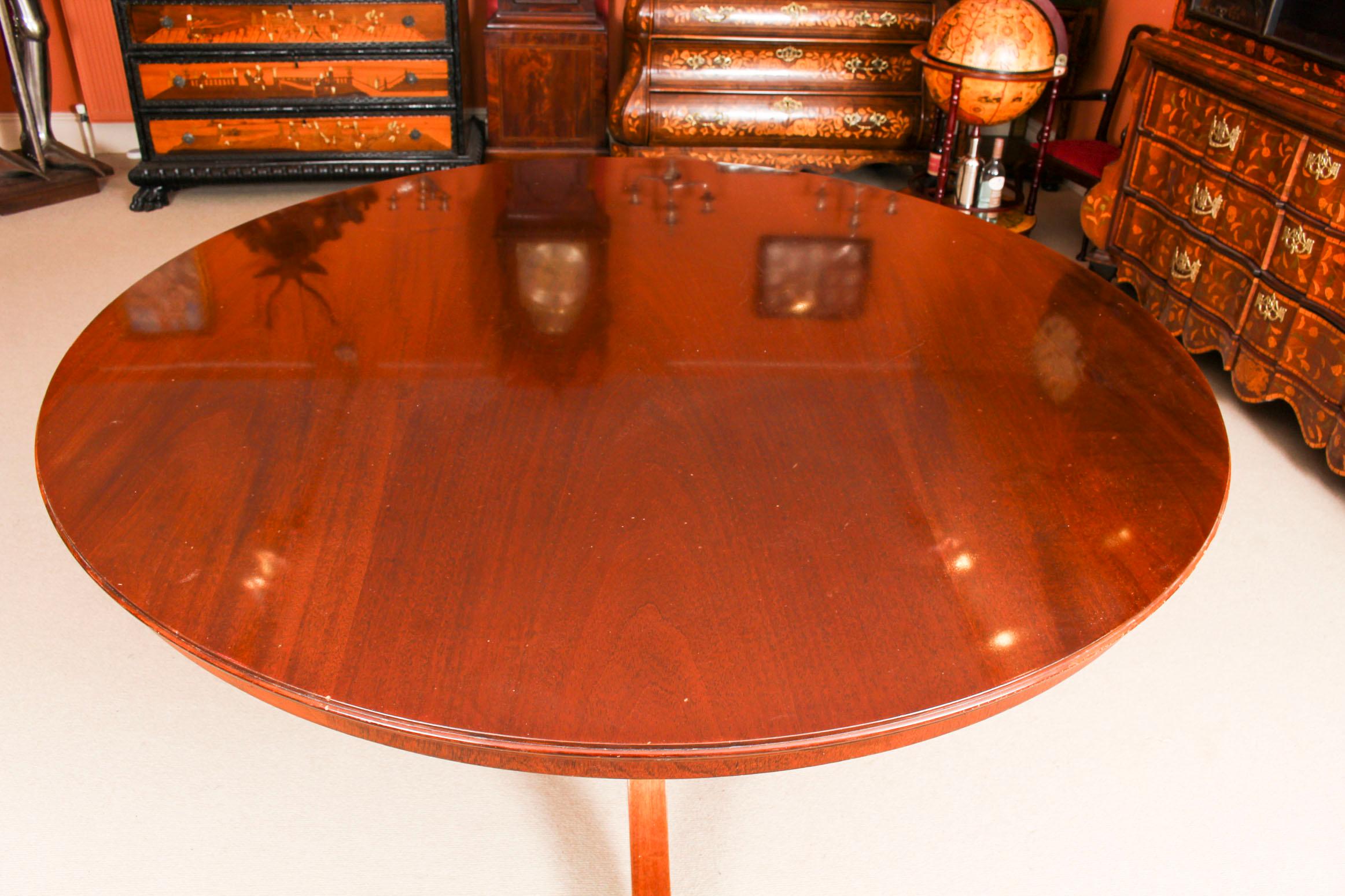 Vintage Jupe Mahogany Dining Table by William Tillman 20th Century 4