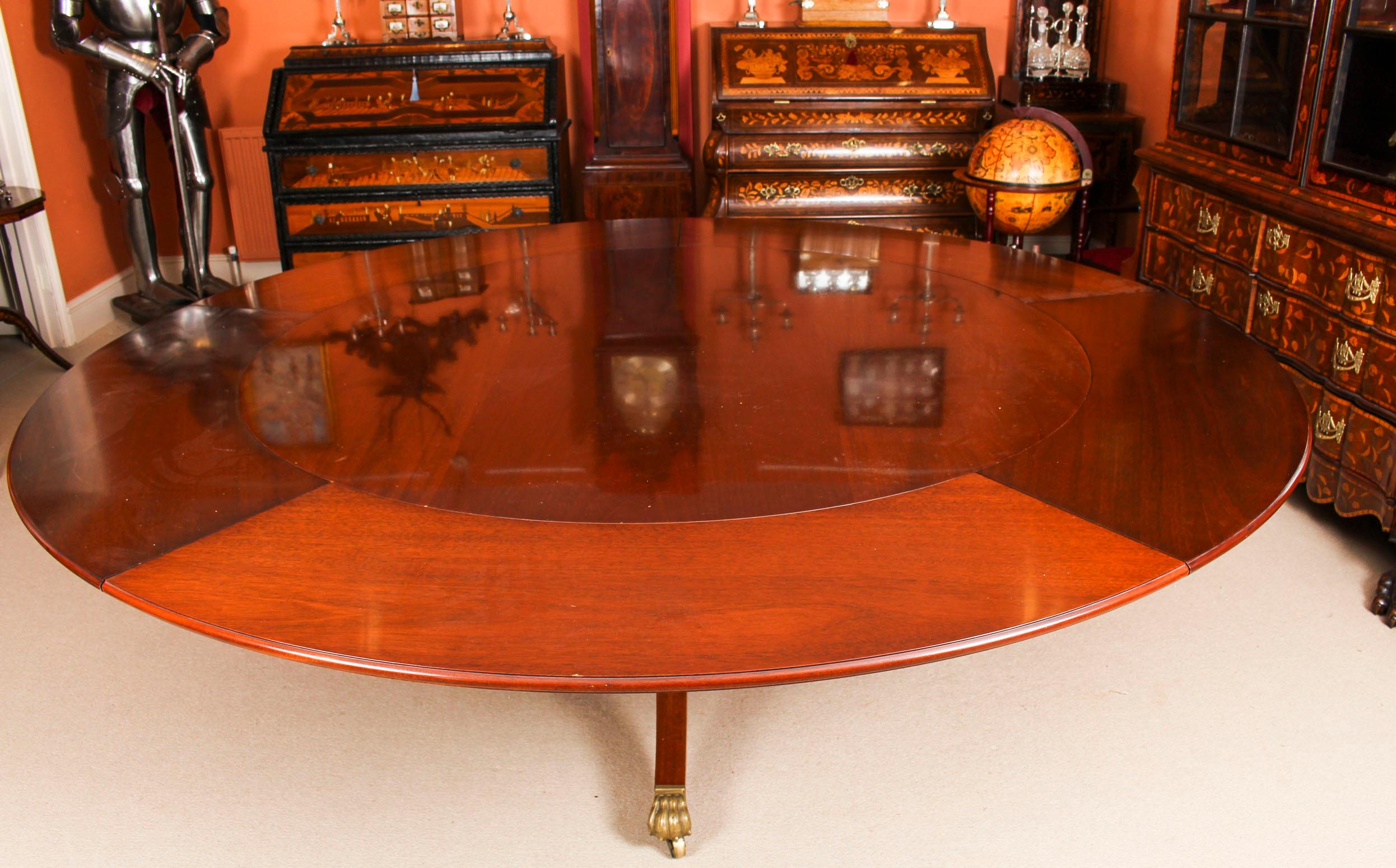 English Vintage Jupe Mahogany Dining Table by William Tillman 20th Century