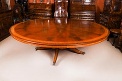 Vintage 7ft6" Flame Mahogany Dining Table & 12 chairs Harrods 20th Century
